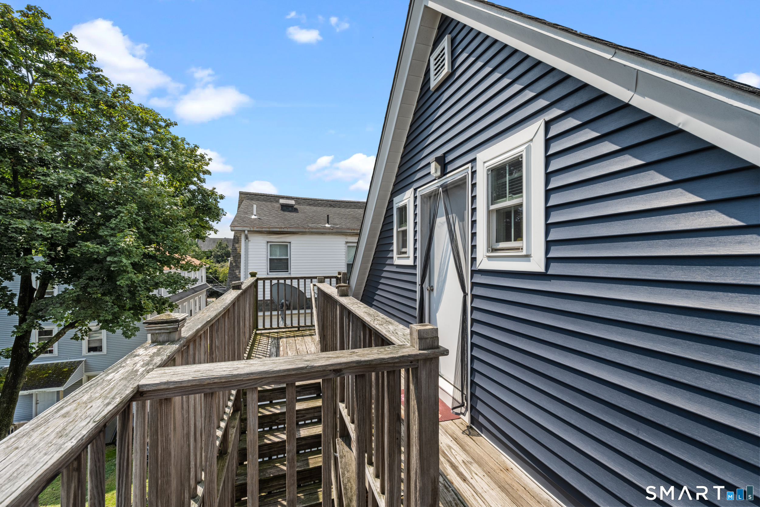 198 Montauk Avenue Property Photo 37