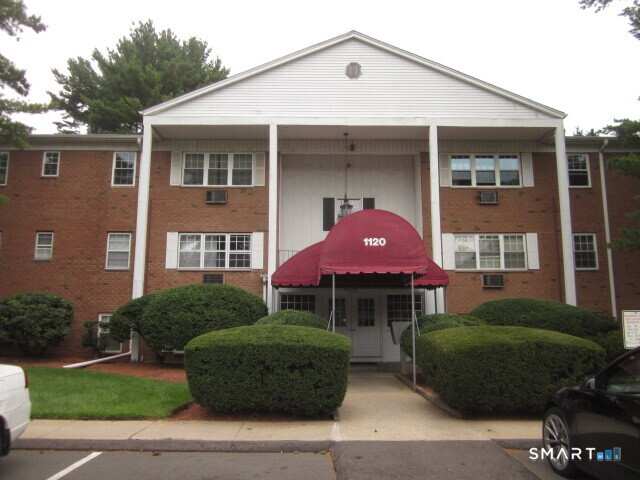 1120 New Haven 133 Avenue Property Photo 1