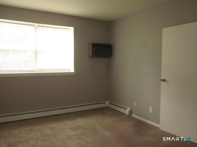 1120 New Haven 133 Avenue Property Photo 5
