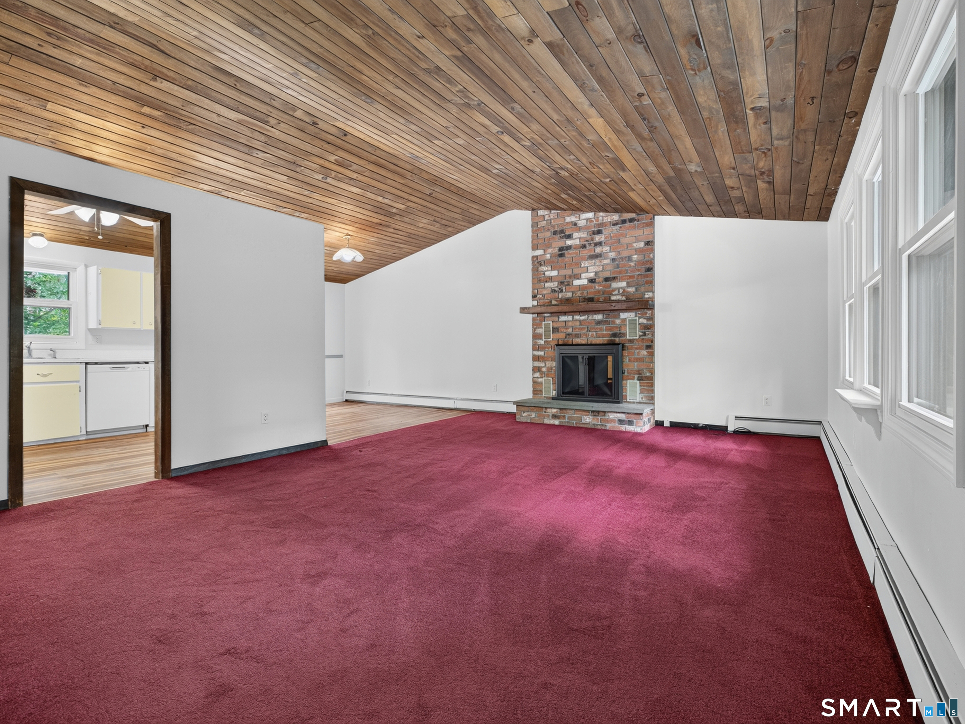 75 Airline Road Property Photo 2