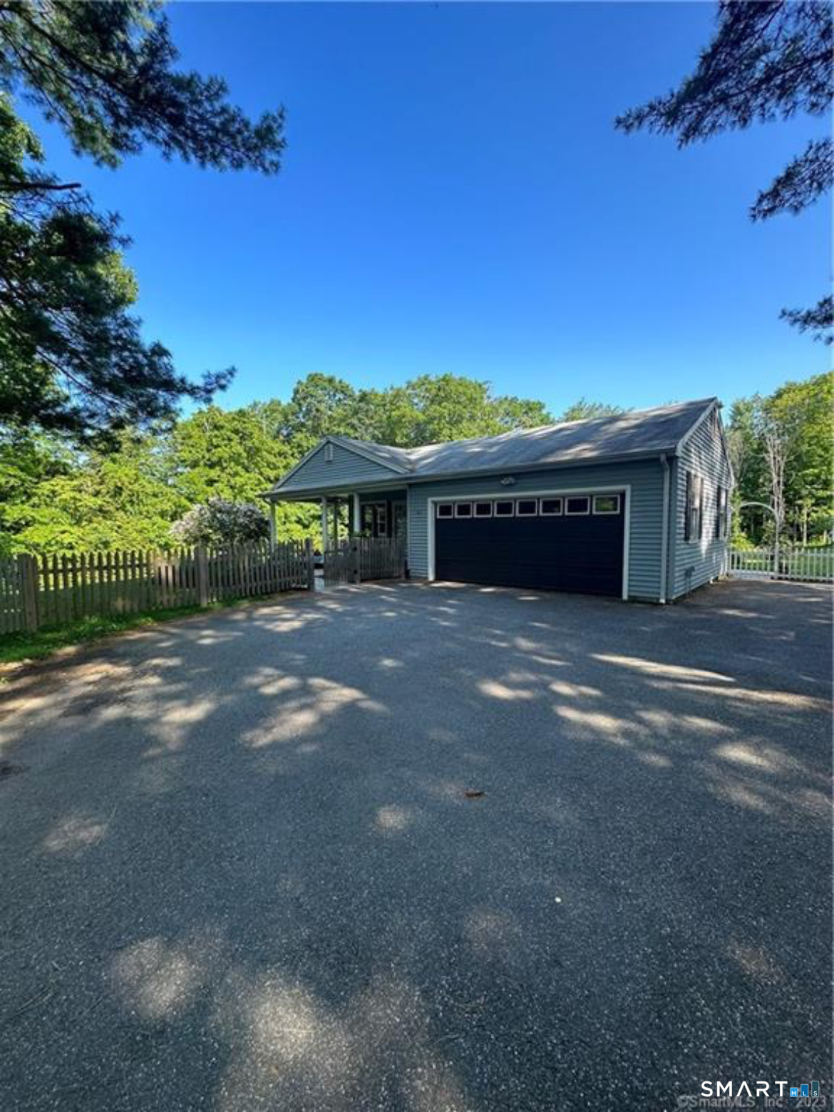 350 Bell Street Property Photo 1