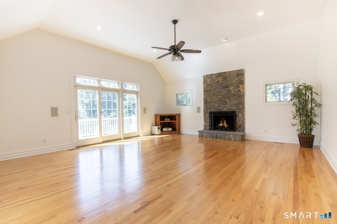 24 Plum Tree Lane Property Photo 8