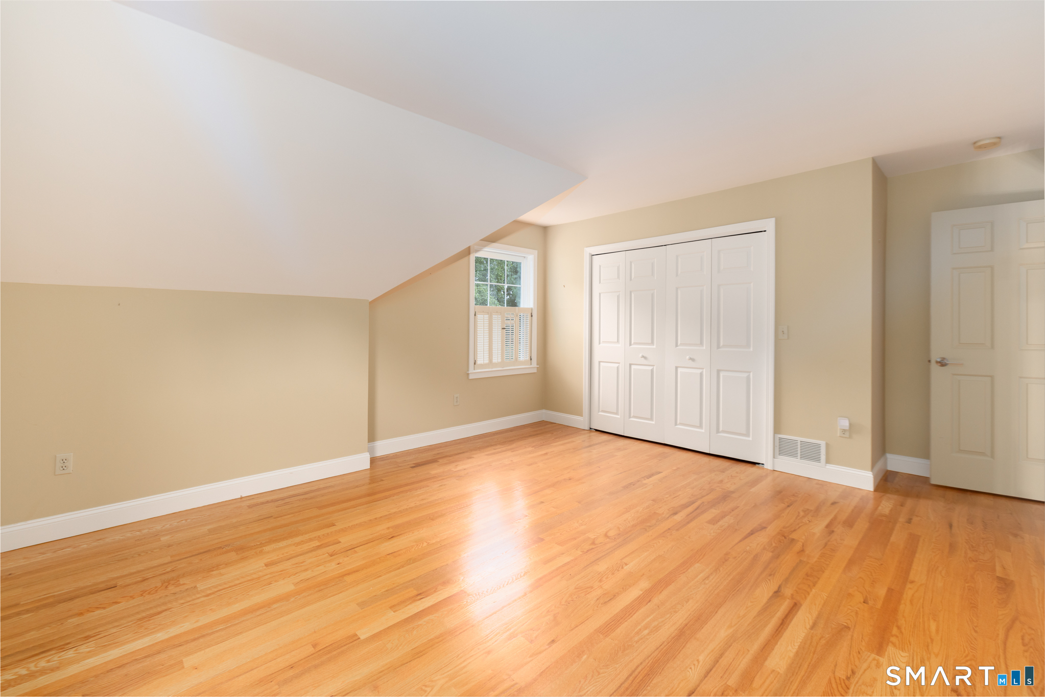 16 Caveson 16 Court Property Photo 32