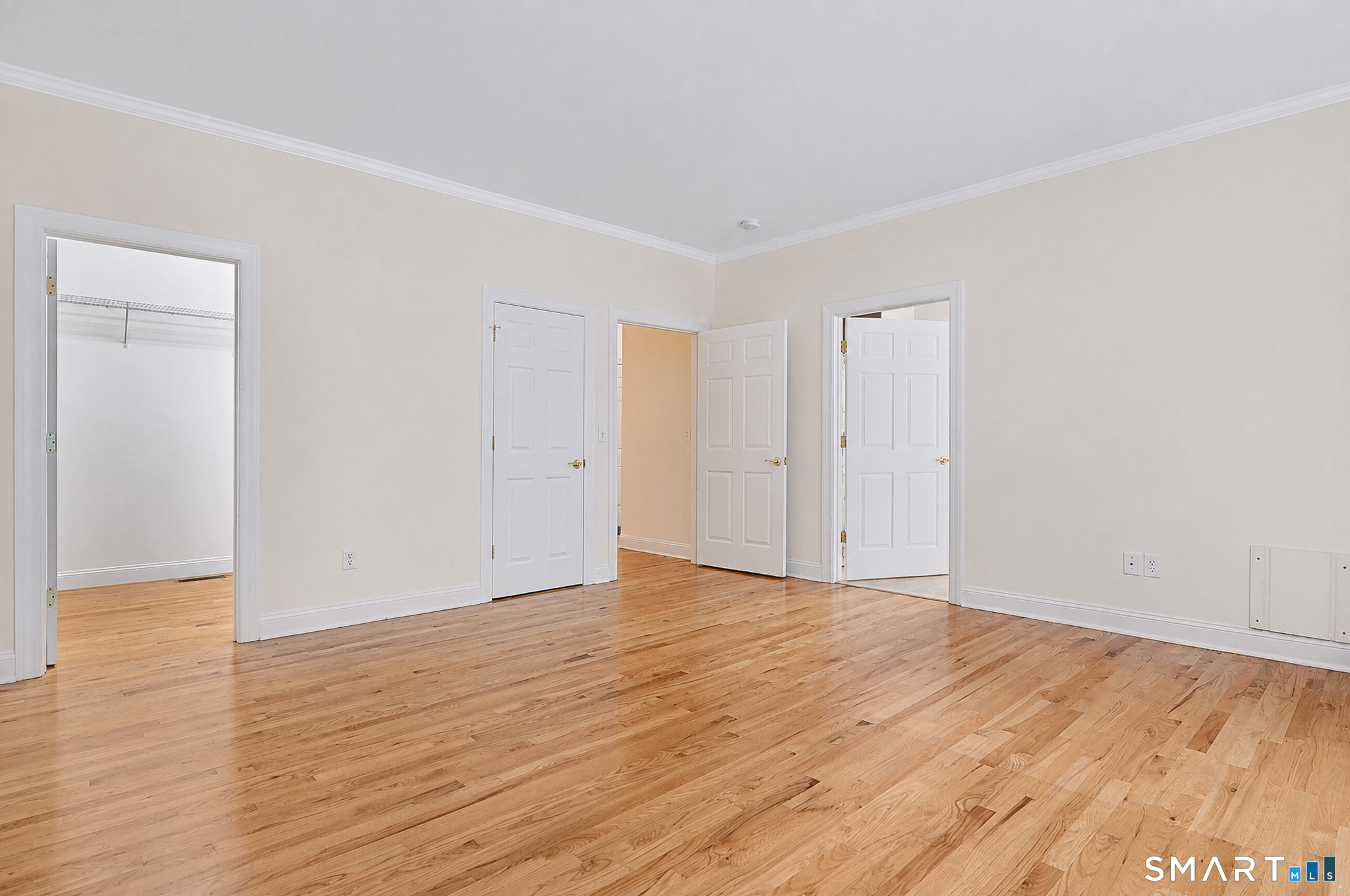 188 Eastwood 188 Drive Property Photo 21