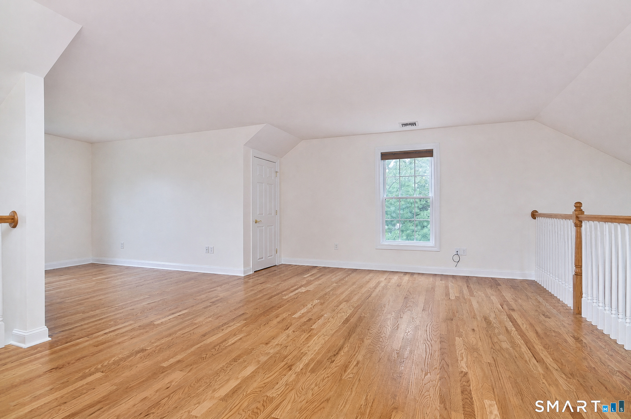 188 Eastwood 188 Drive Property Photo 28