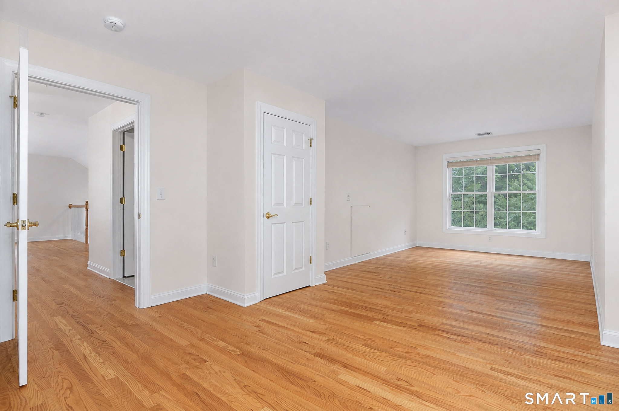 188 Eastwood 188 Drive Property Photo 33