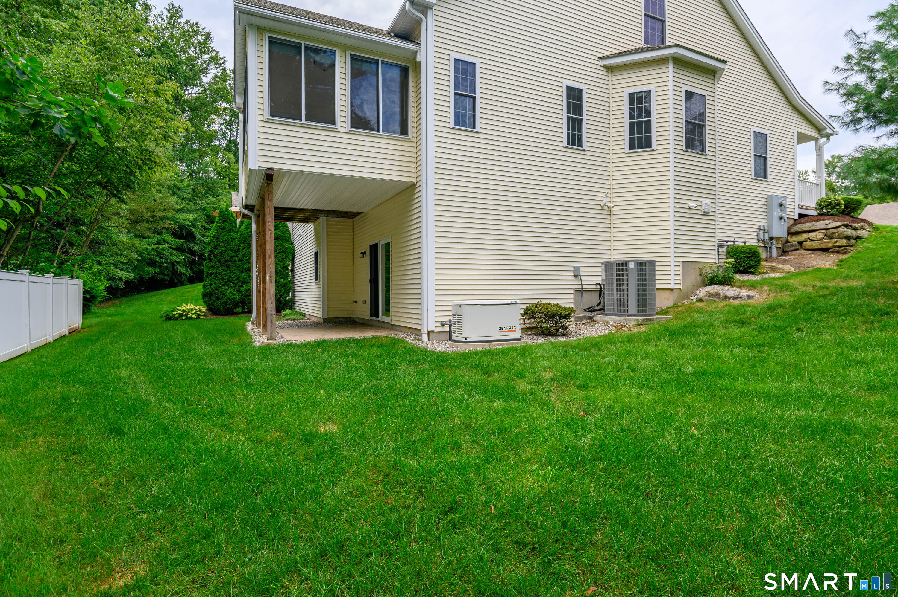 188 Eastwood 188 Drive Property Photo 38