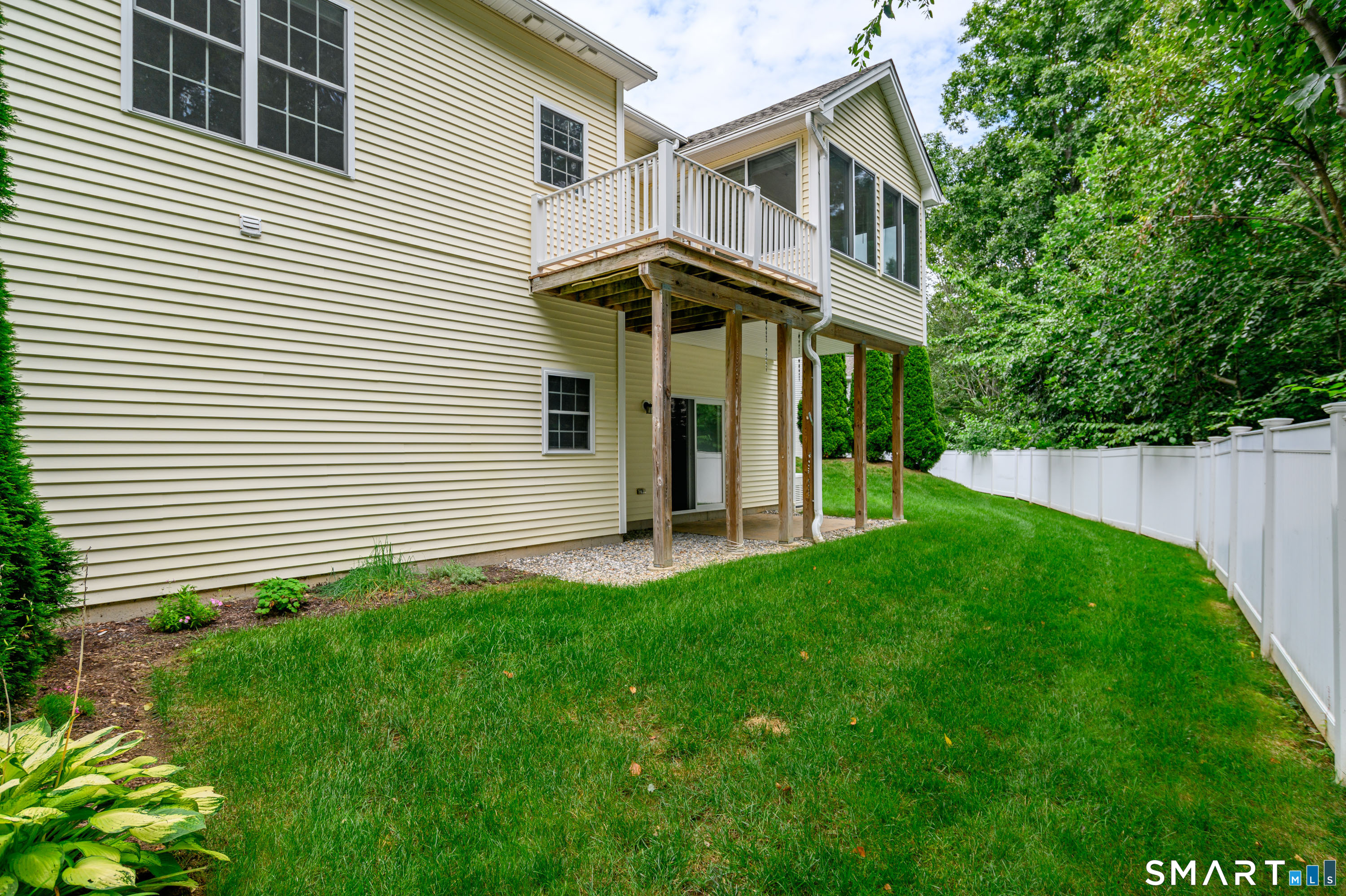 188 Eastwood 188 Drive Property Photo 39