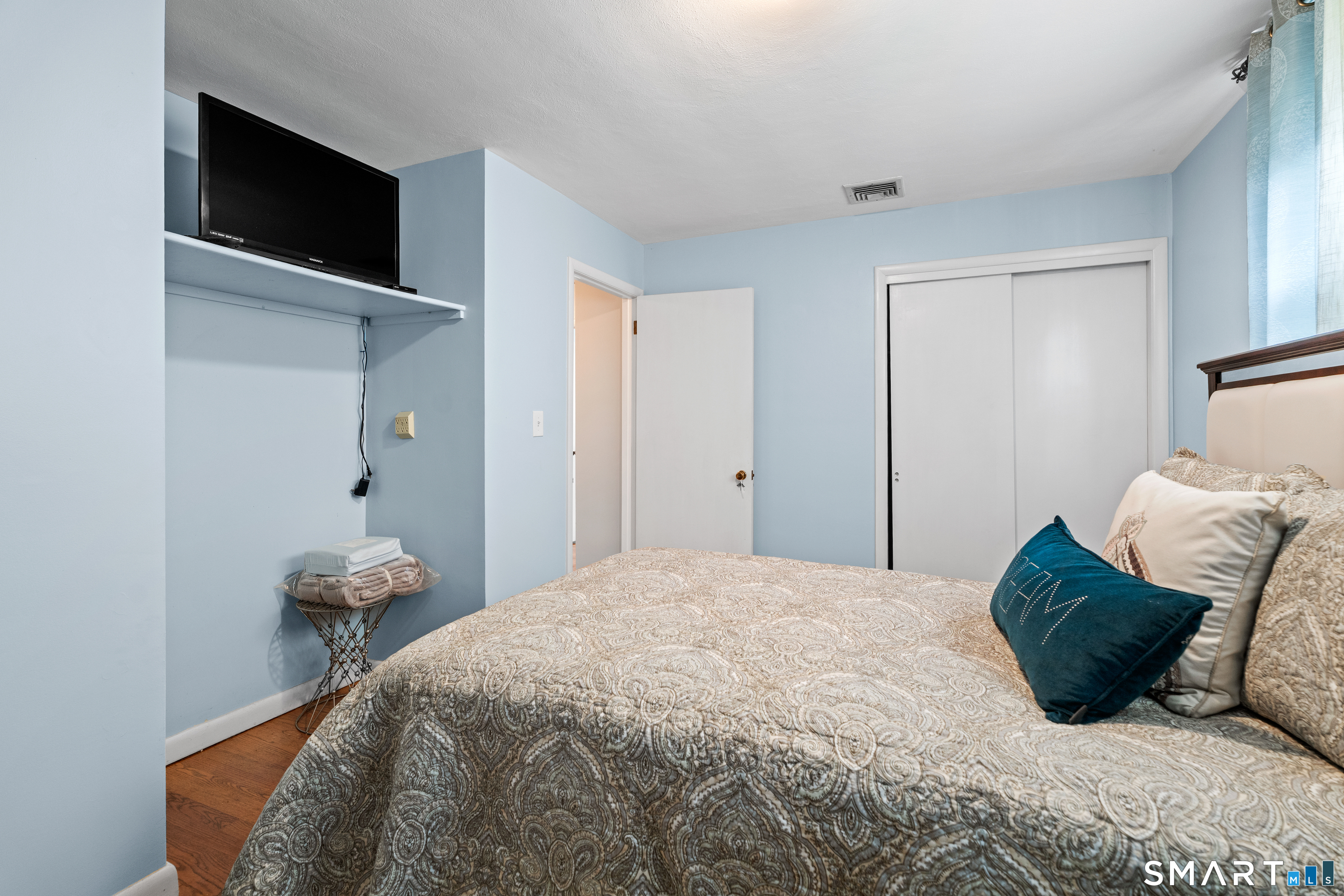 6 Smith Avenue Property Photo 11