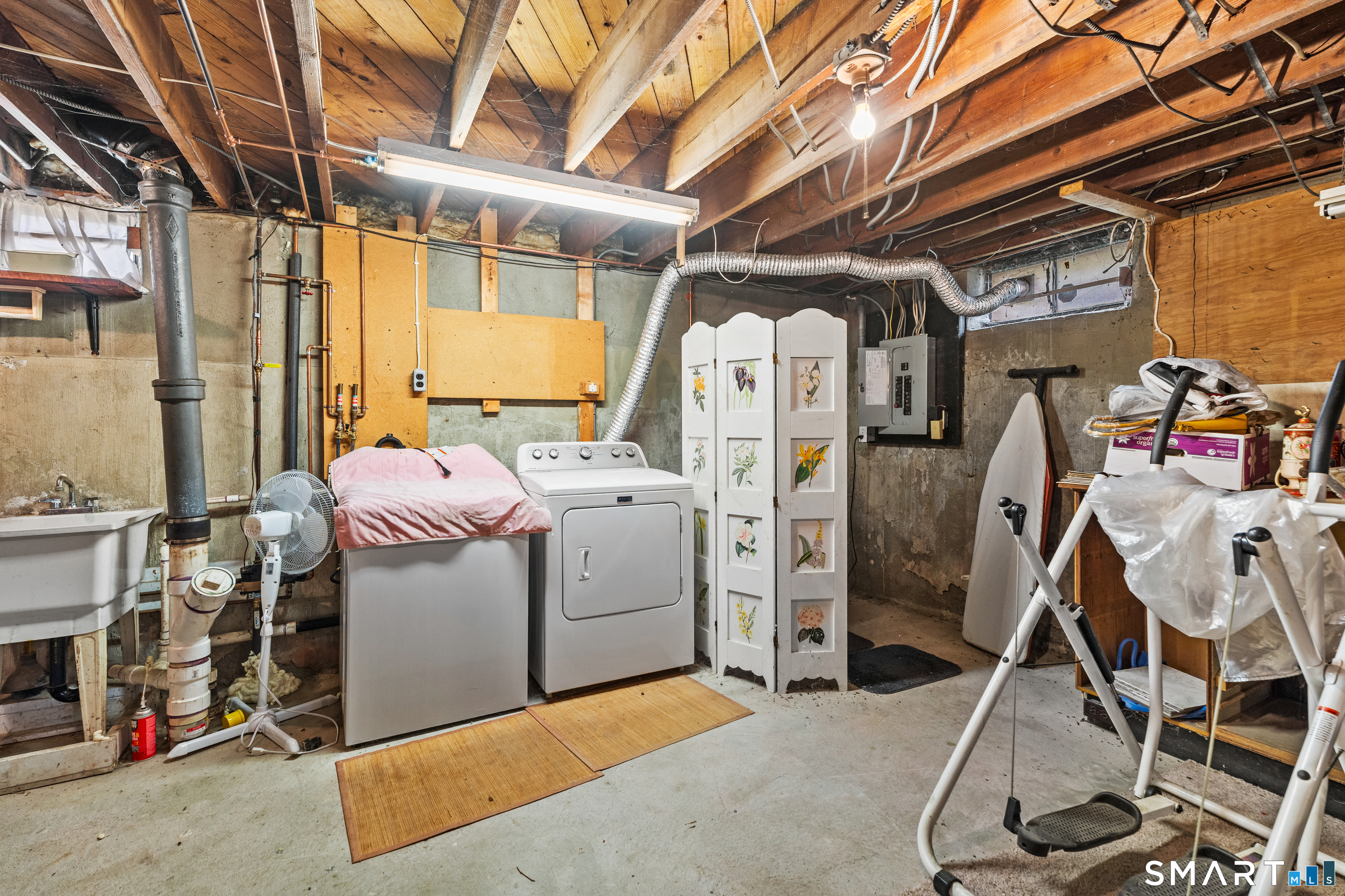 6 Smith Avenue Property Photo 16