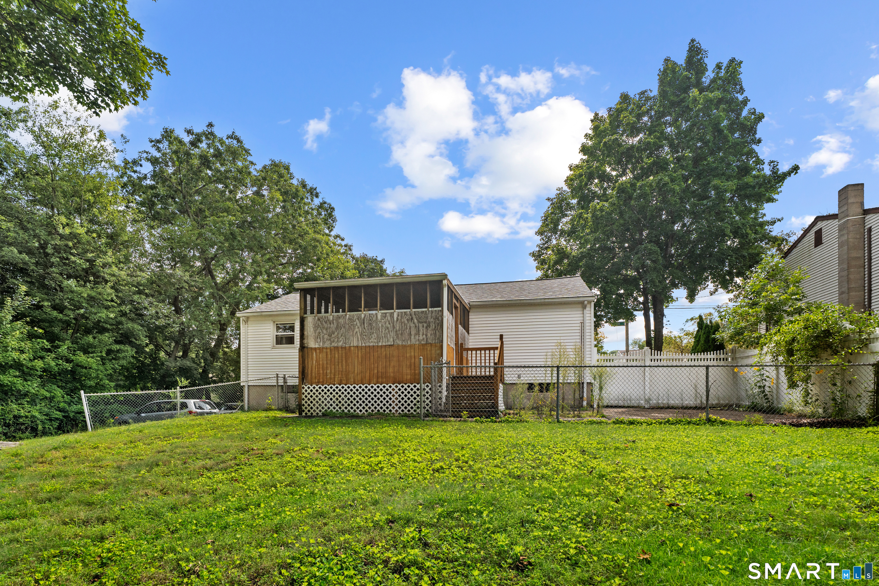 6 Smith Avenue Property Photo 17