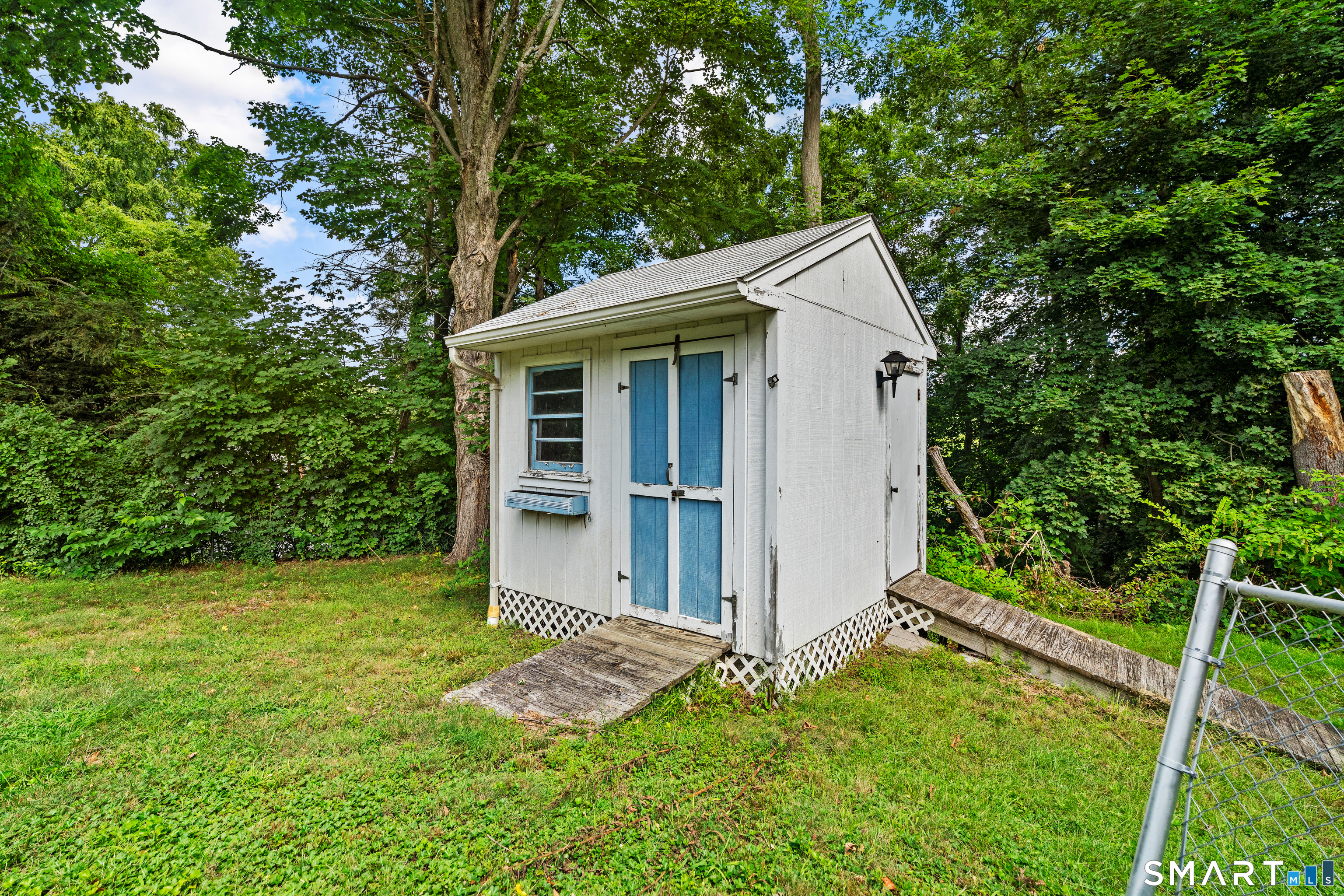 6 Smith Avenue Property Photo 18