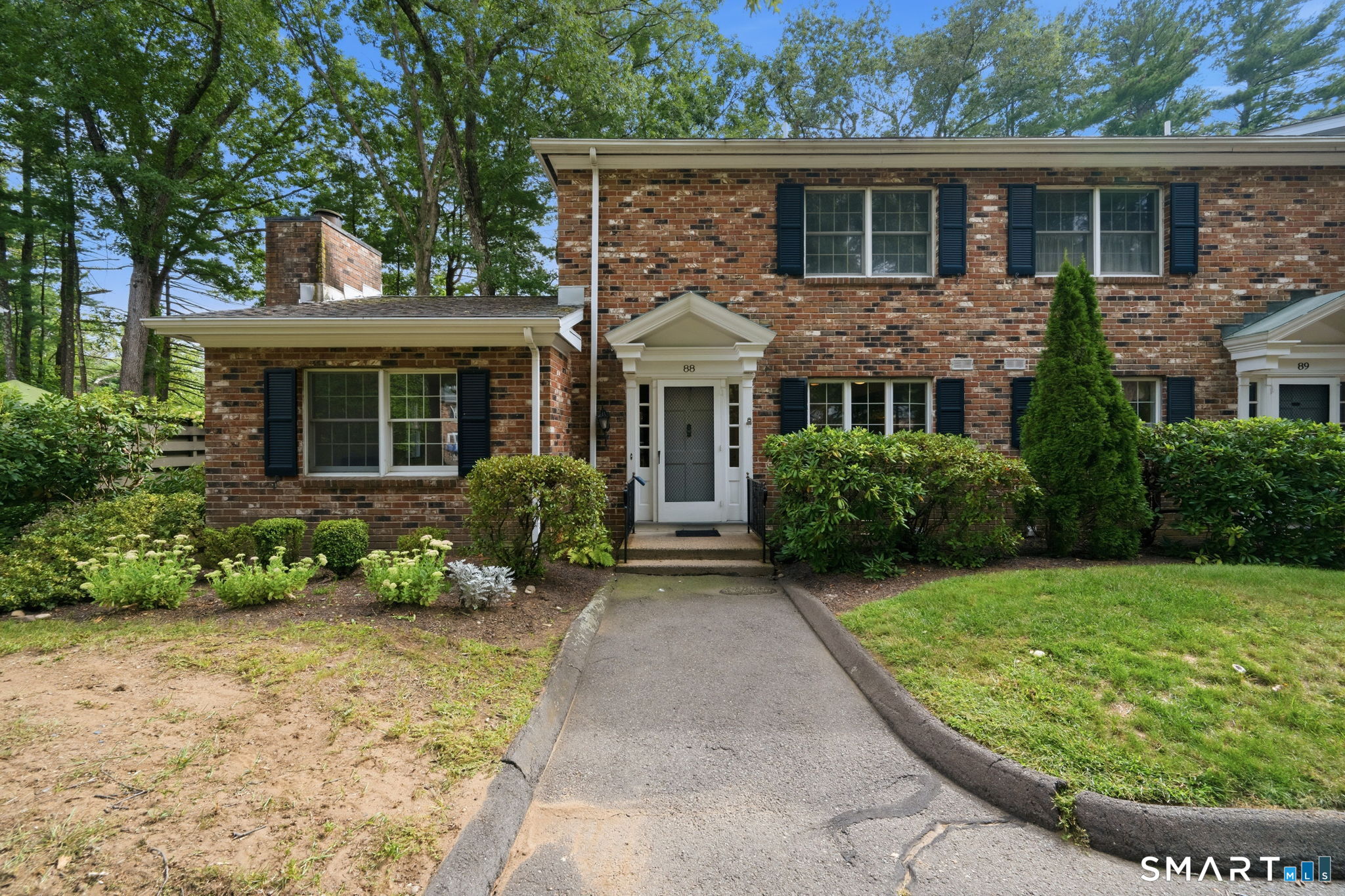 24202566 Property Photo 1