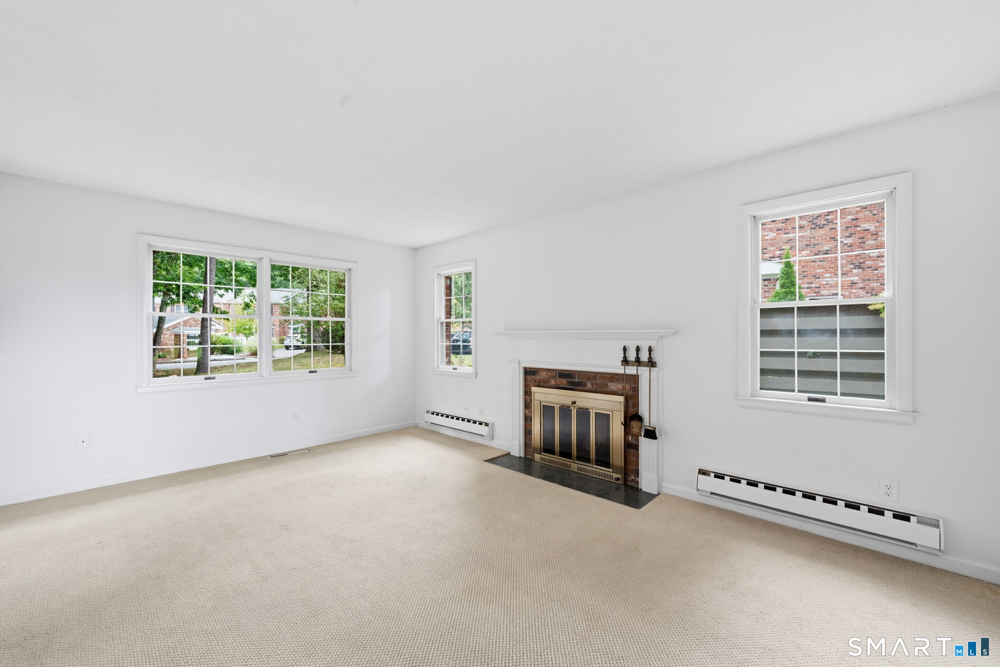 24202566 Property Photo 6