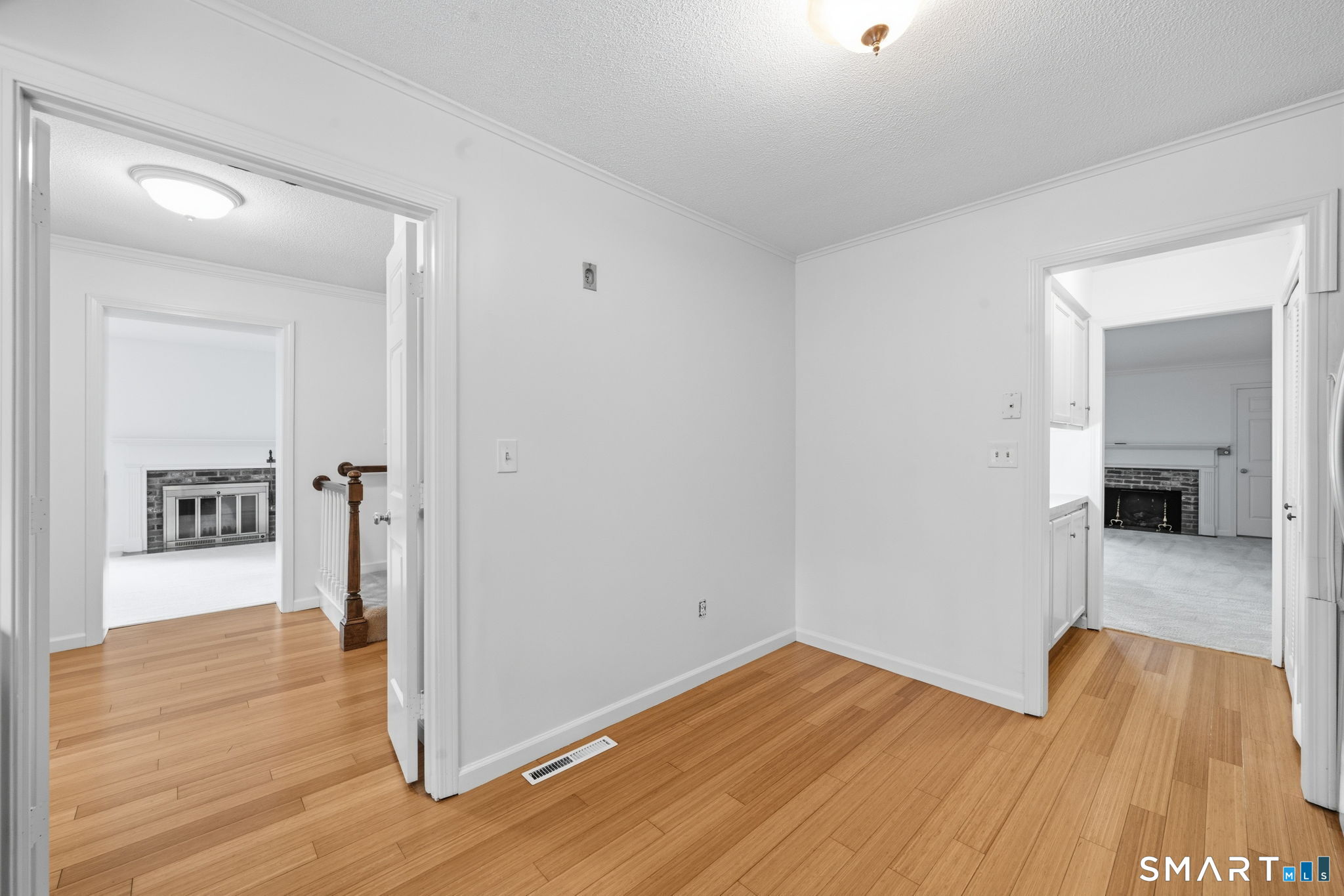 24202566 Property Photo 11