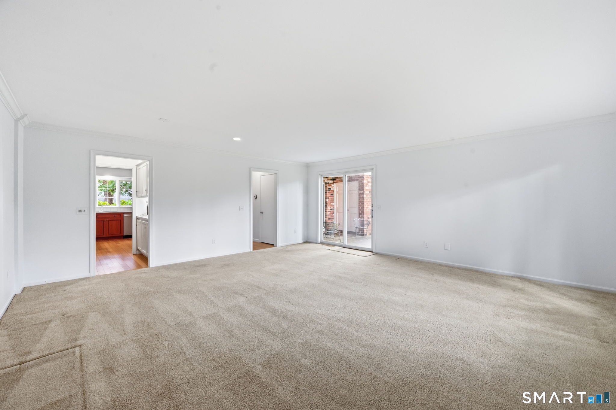 24202566 Property Photo 16