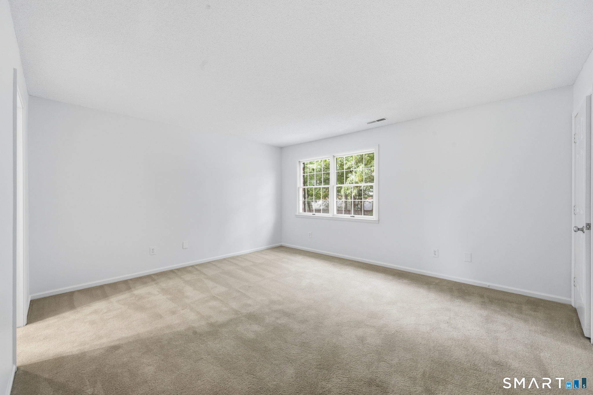 24202566 Property Photo 22