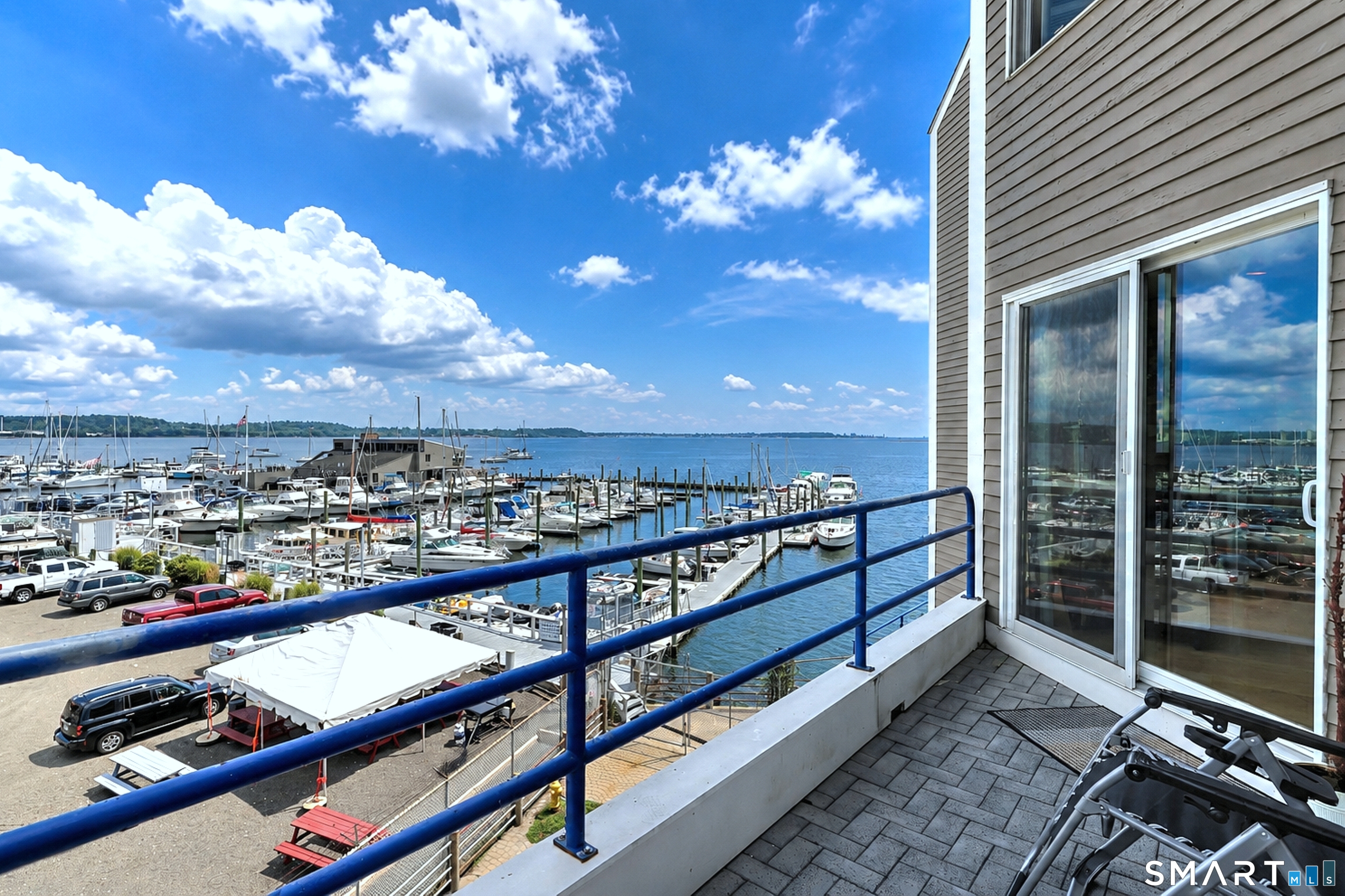 10 Harbour 10 Close Property Photo 1