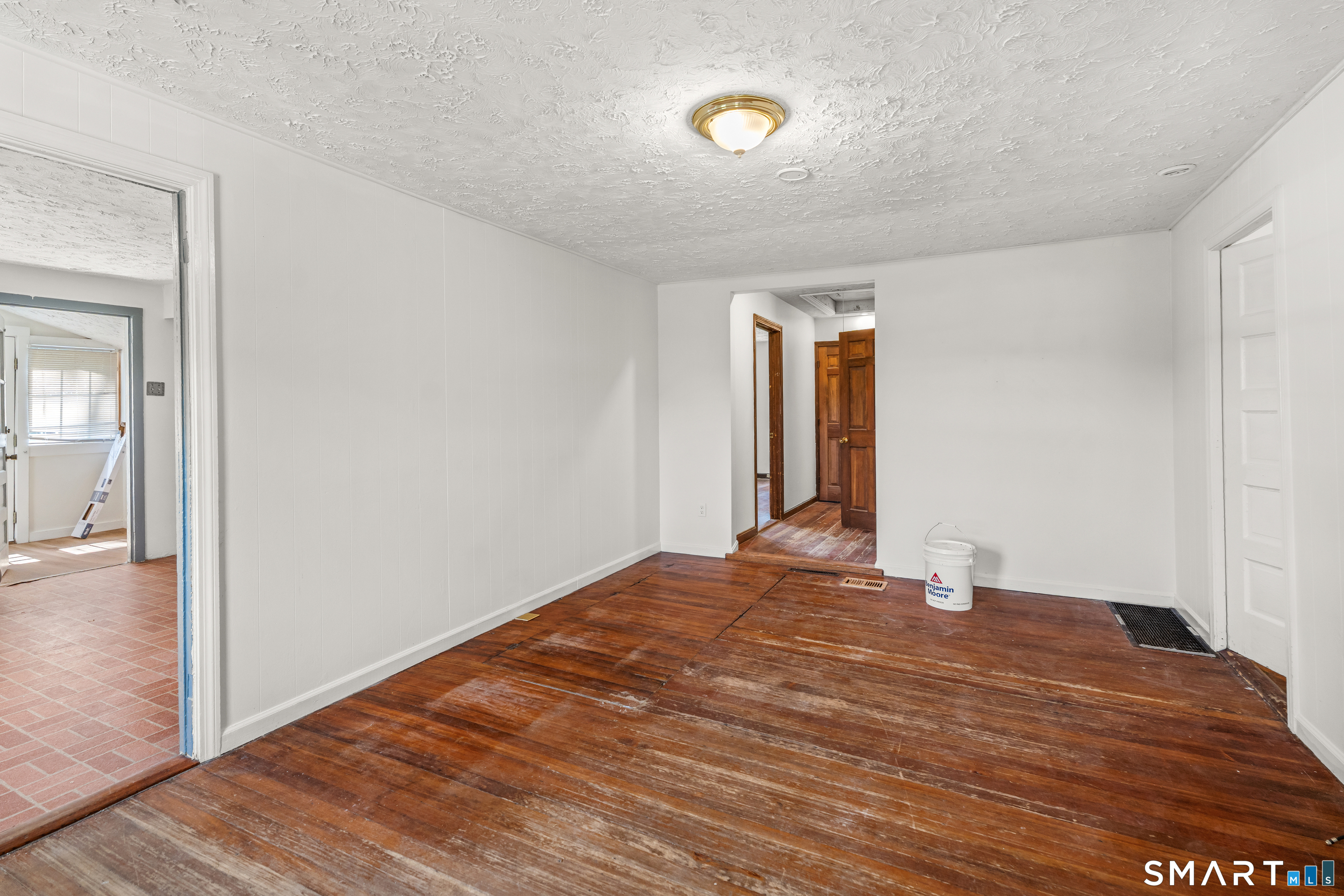 36 Farnham Road Property Photo 4