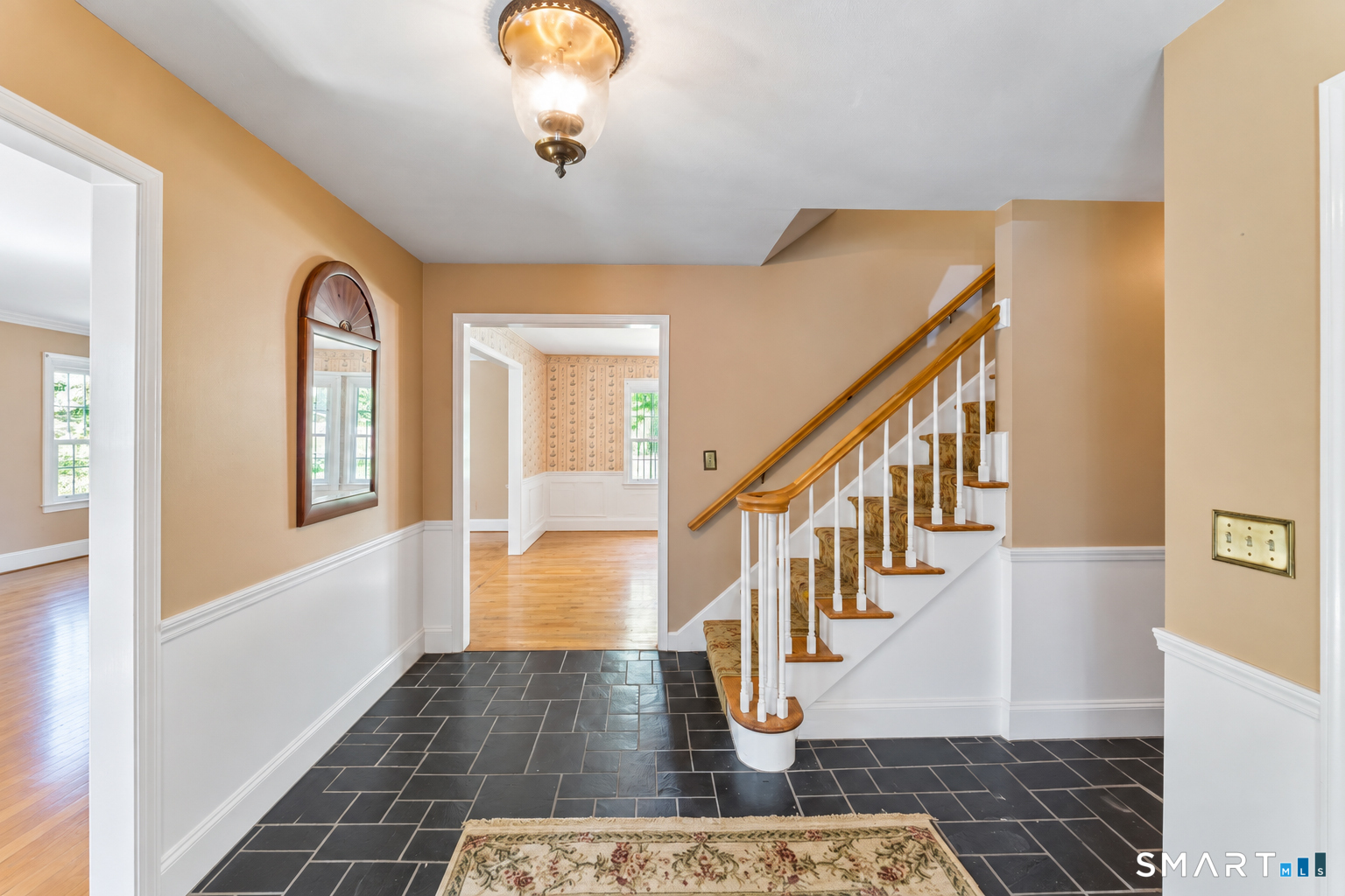 2730 Burr Street Property Photo 5