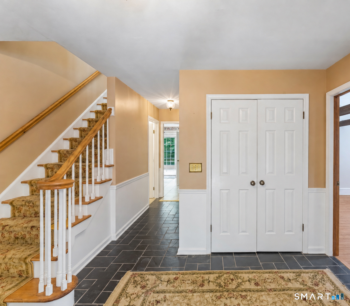 2730 Burr Street Property Photo 6
