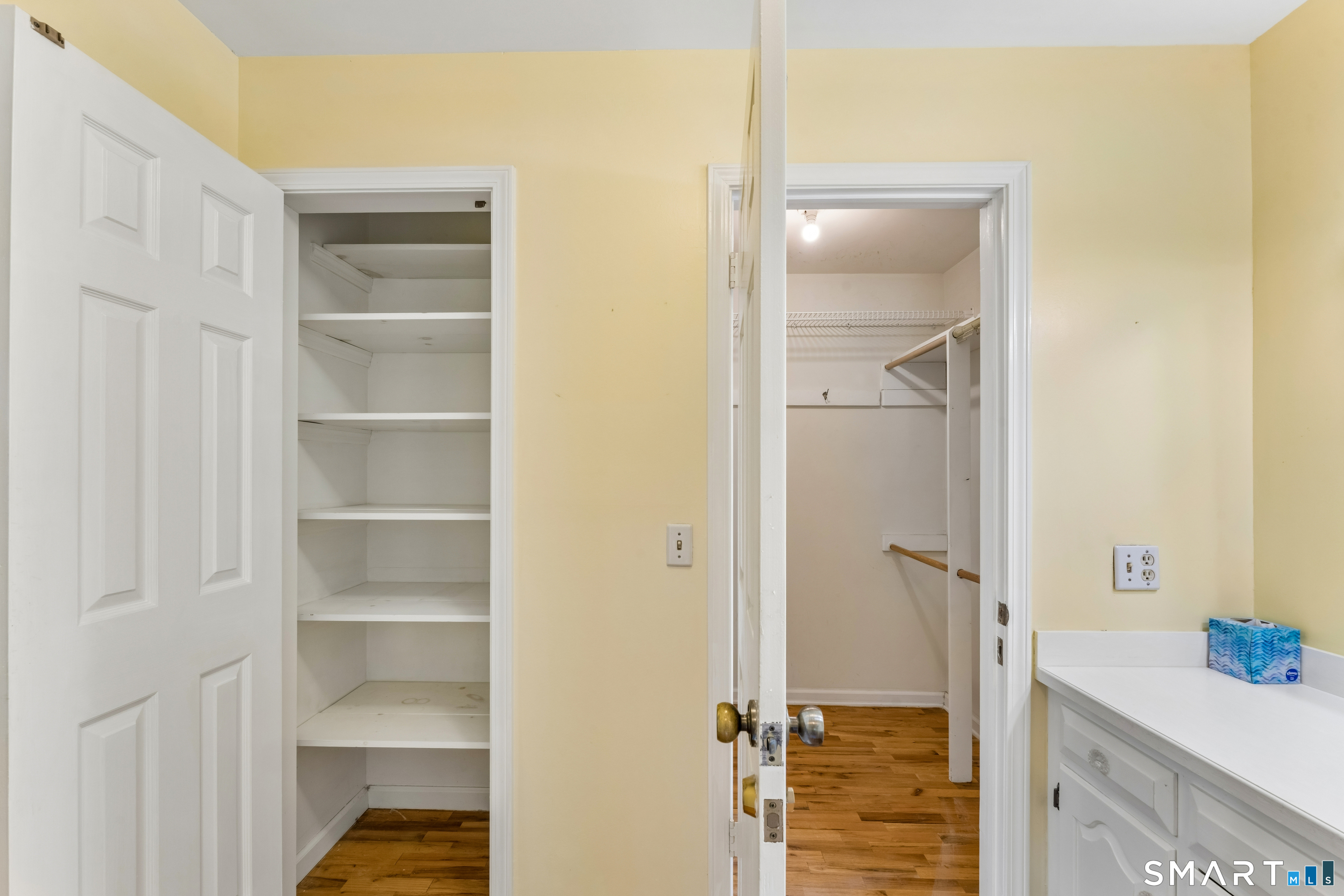 2730 Burr Street Property Photo 17