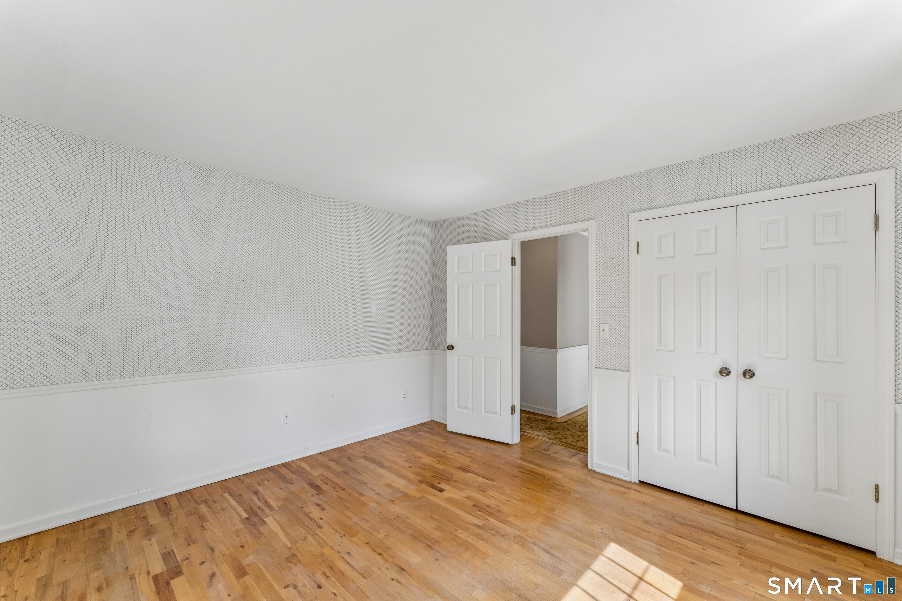 2730 Burr Street Property Photo 28