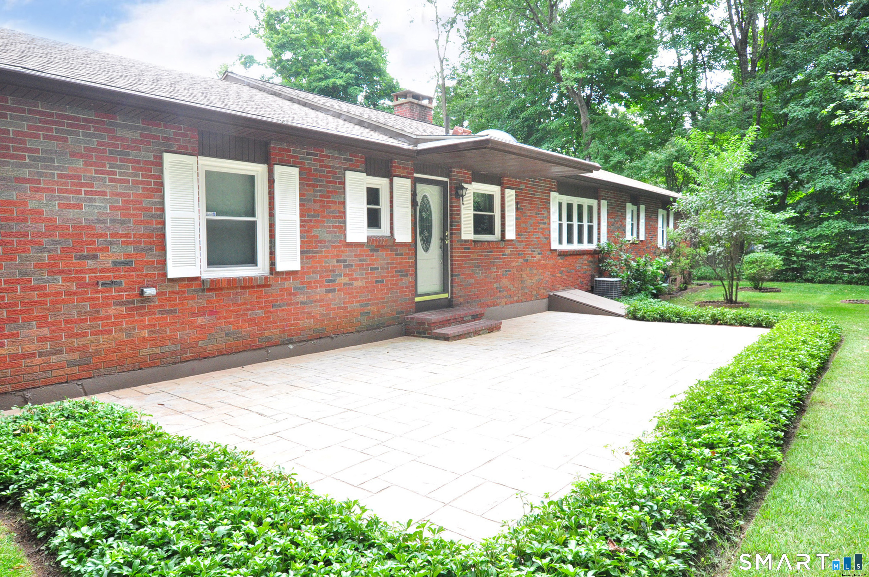 27 Scott Road Property Photo 28