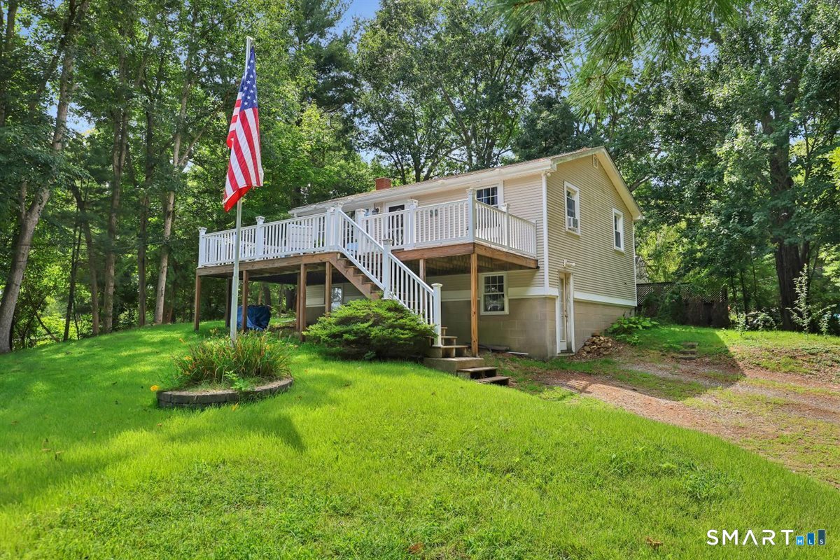 9 Stanley Avenue Property Photo 1