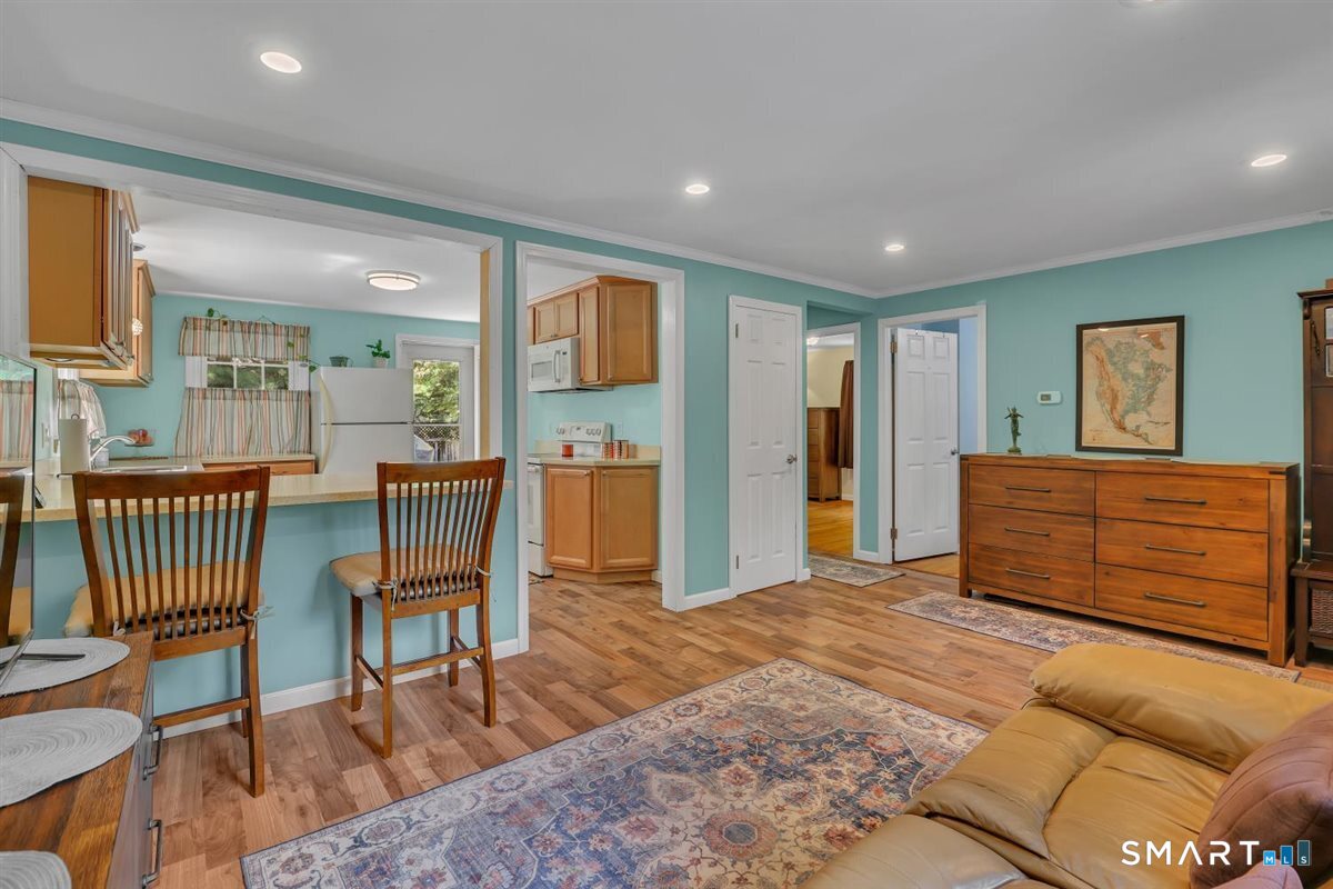 9 Stanley Avenue Property Photo 5
