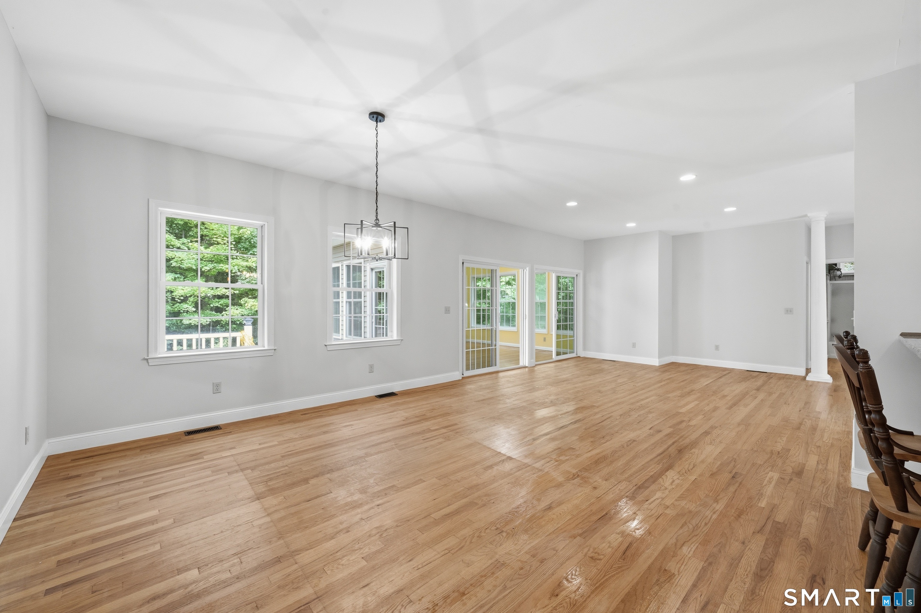 6 Zoldak Drive Property Photo 13