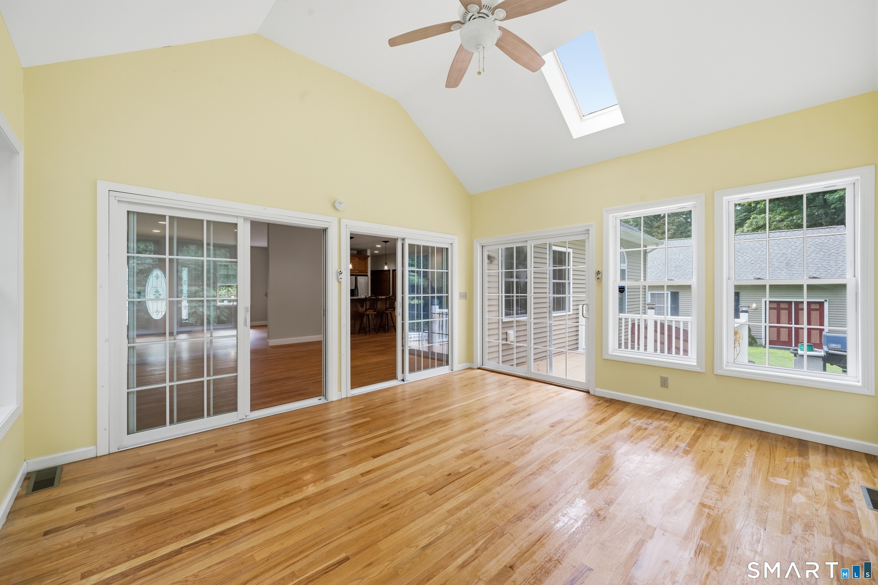 6 Zoldak Drive Property Photo 17