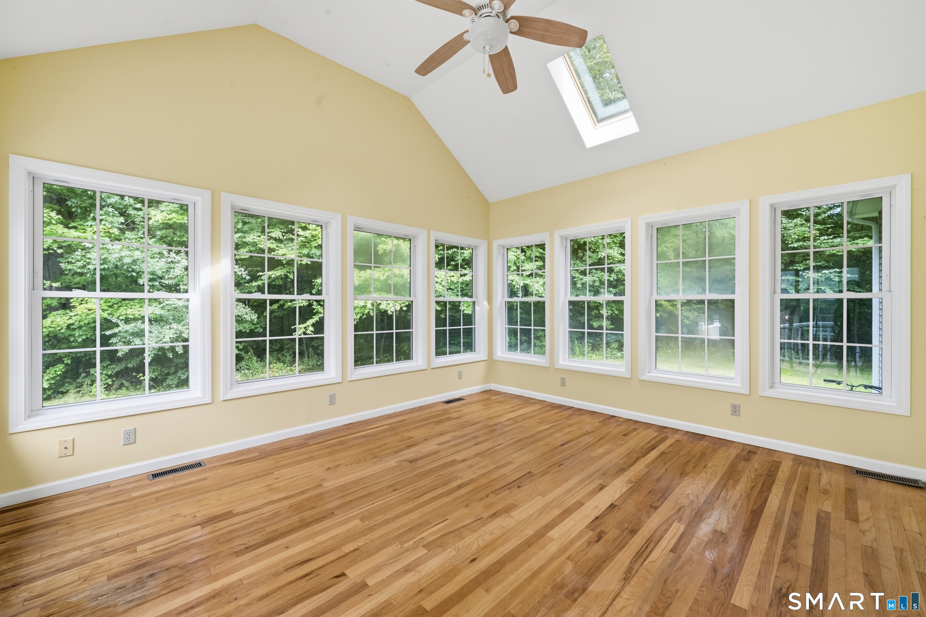 6 Zoldak Drive Property Photo 18