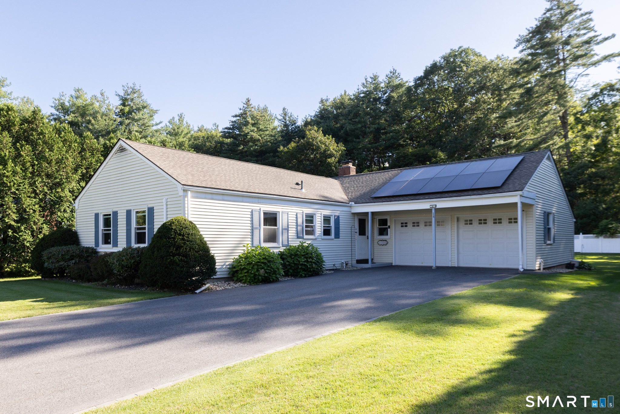 14 Steven Street Property Photo 1