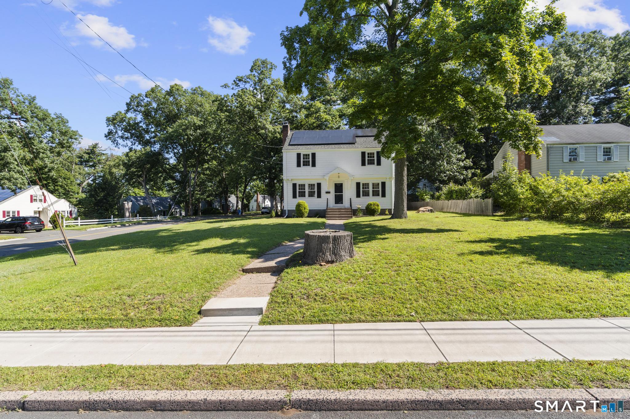 739 Center Street Property Photo 1