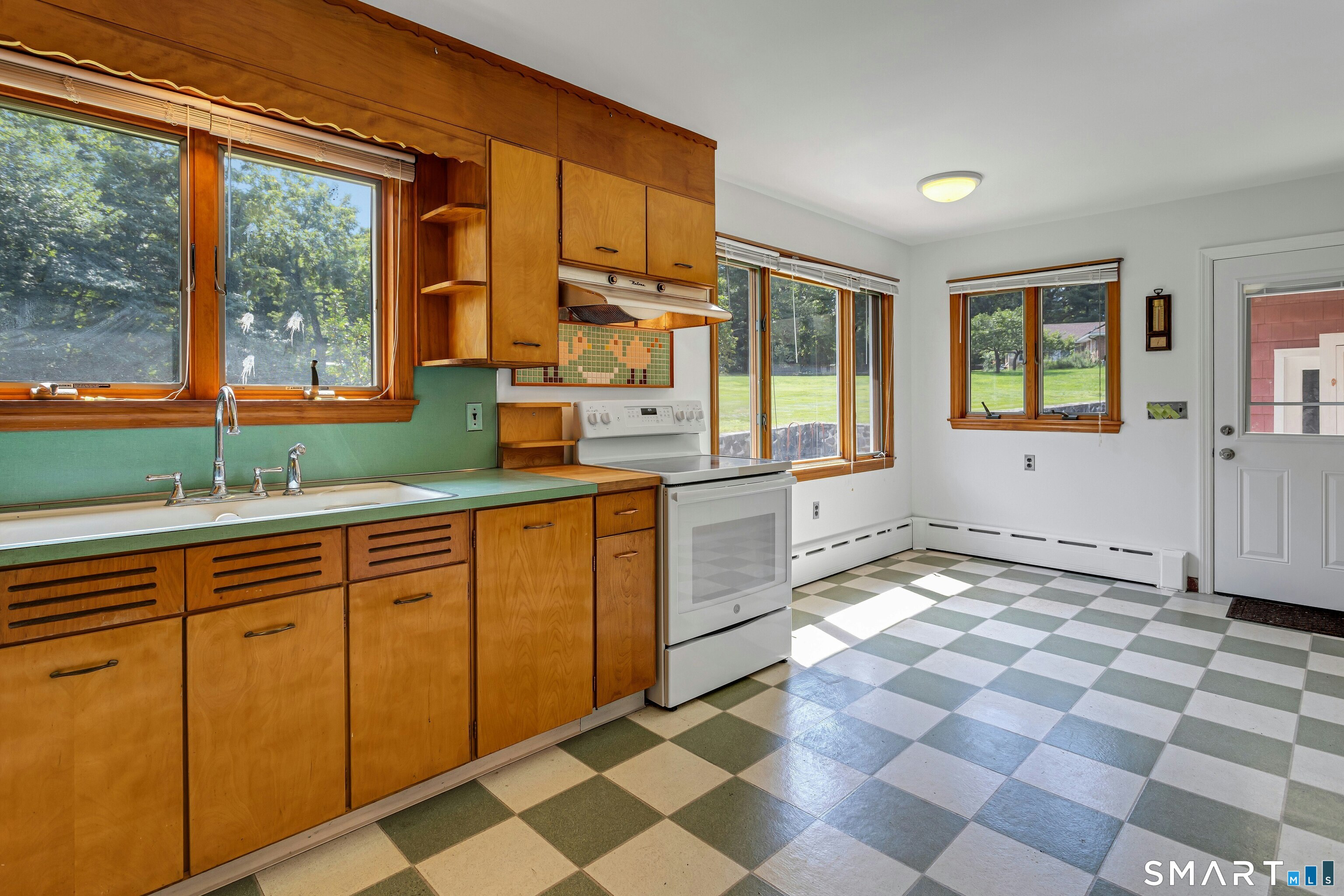 67 Barclay Drive Property Photo 6