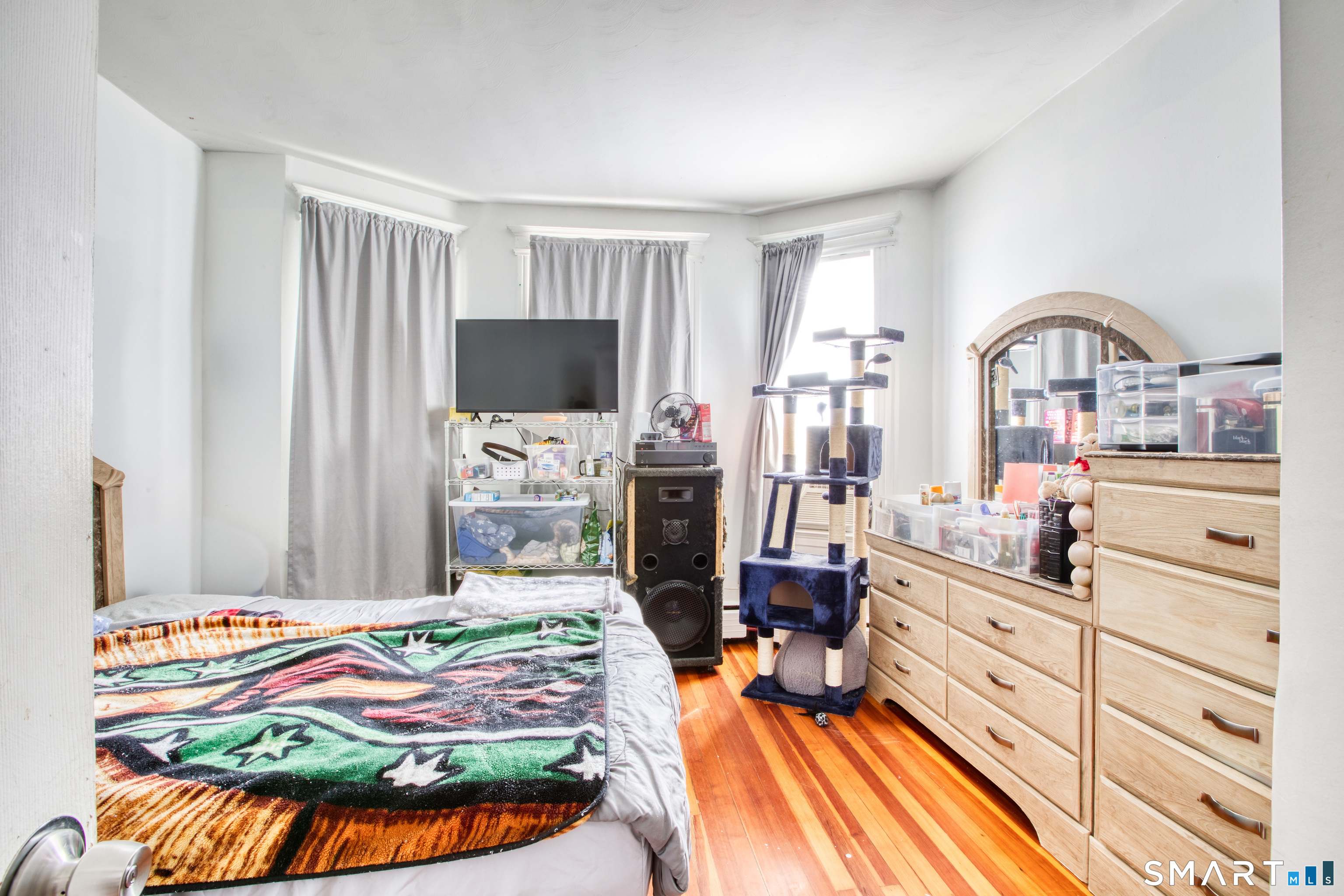 33-35 Amity Street Property Photo 4