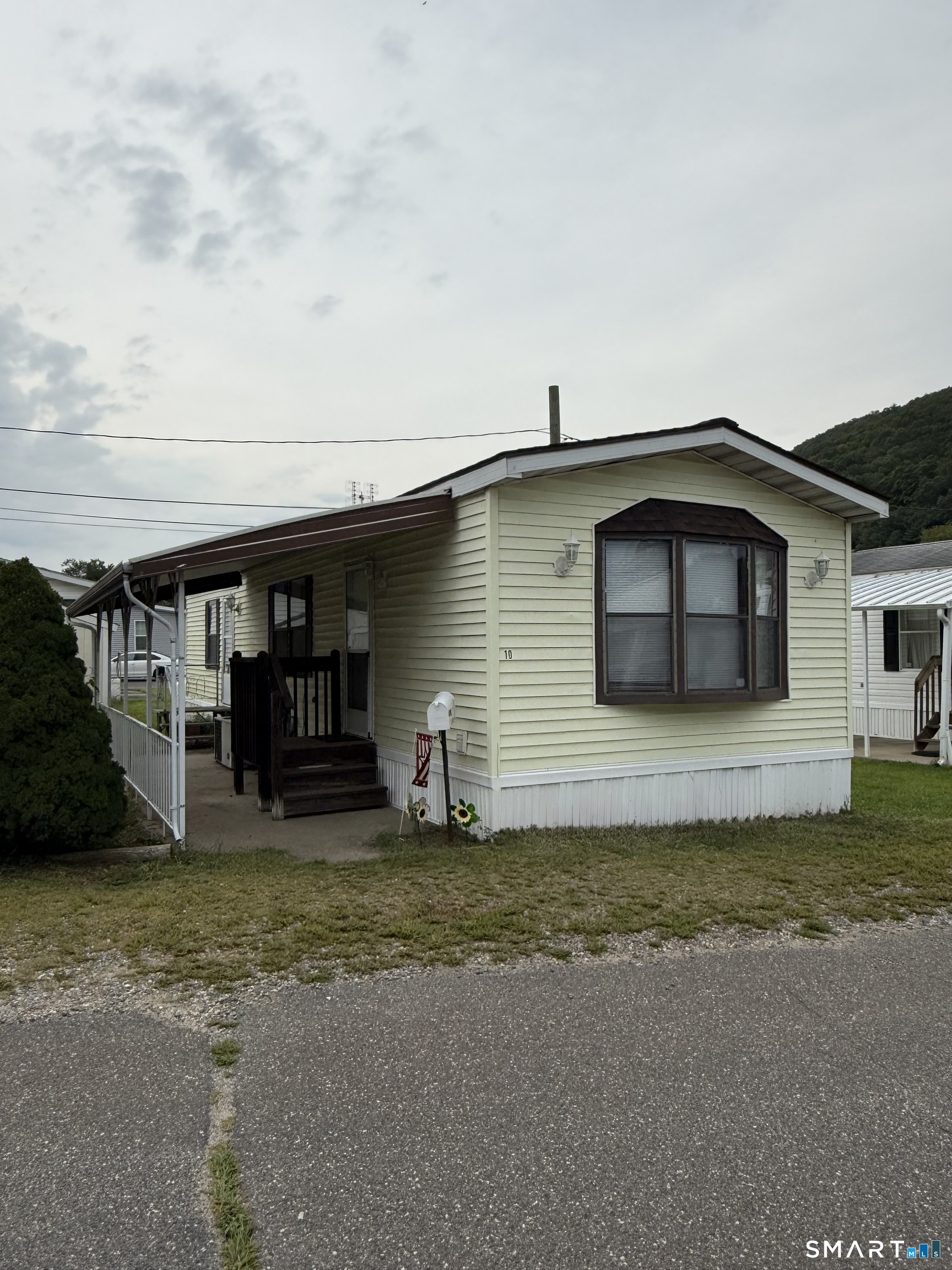 10 Third Street Property Photo 1