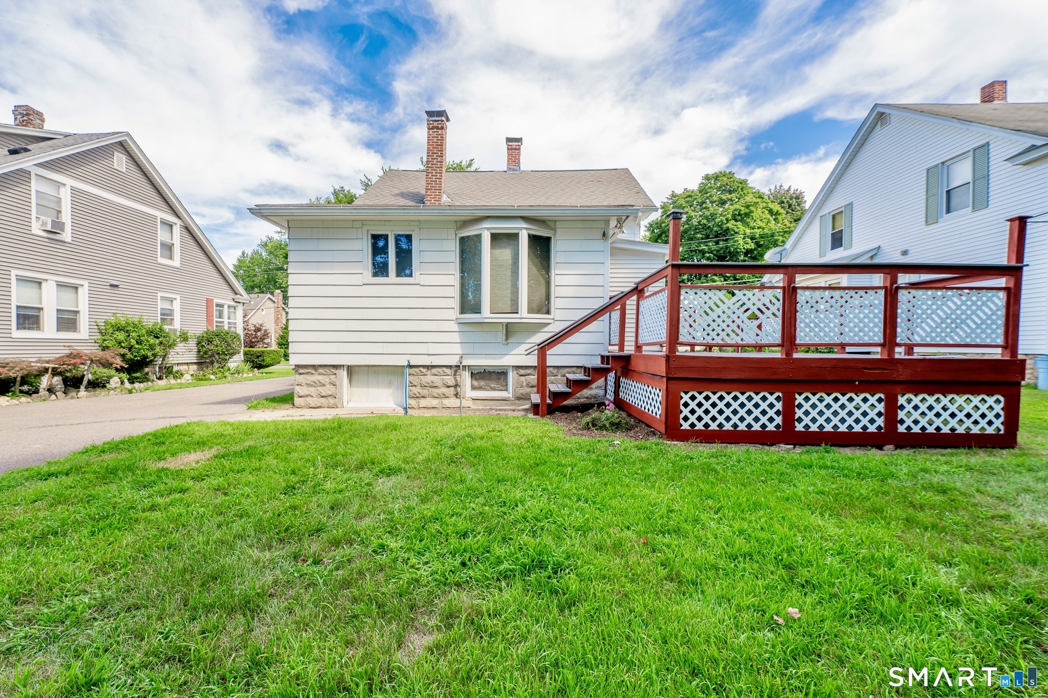 9 Woodlawn Avenue Property Photo 4