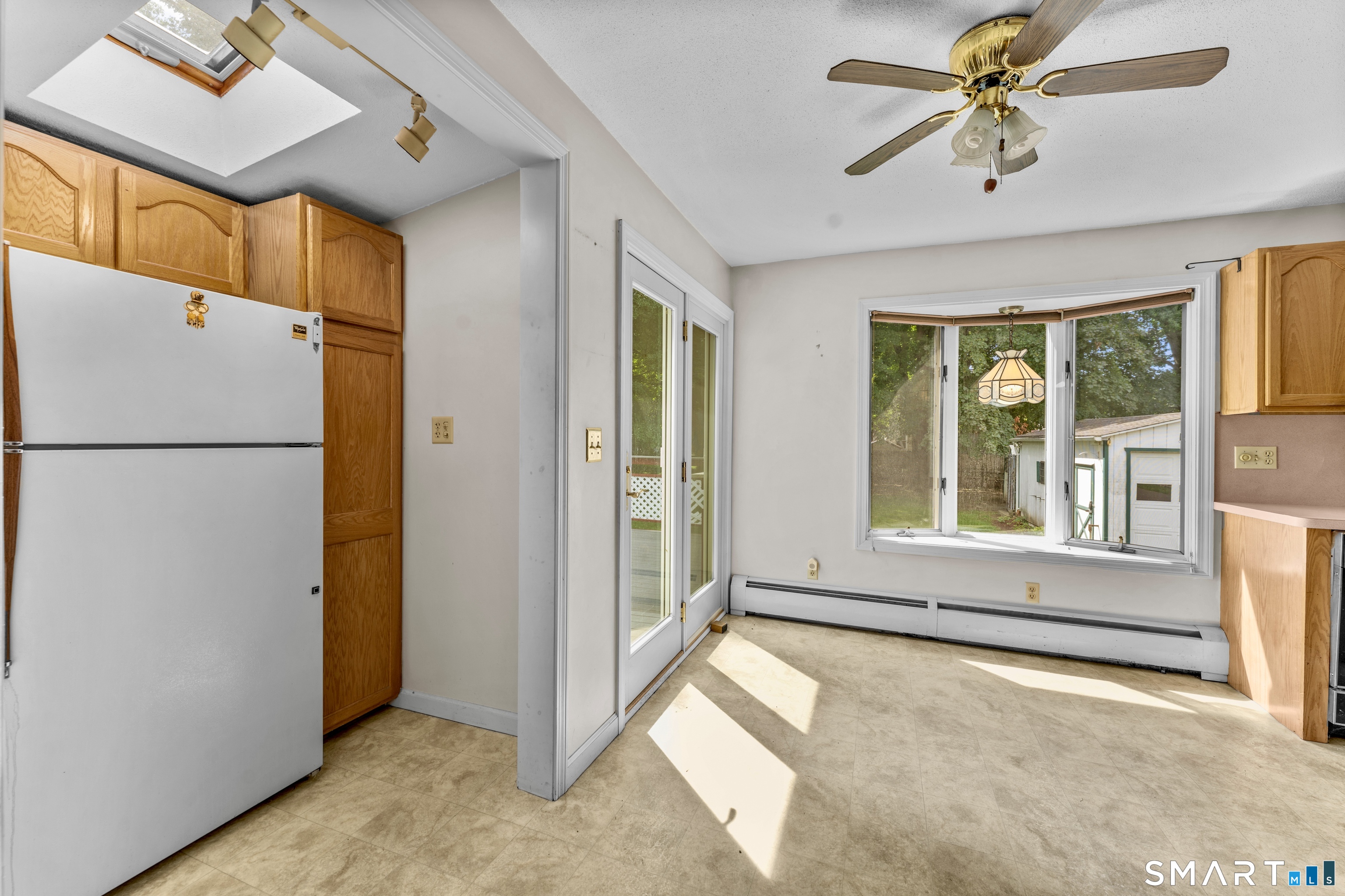 9 Woodlawn Avenue Property Photo 11
