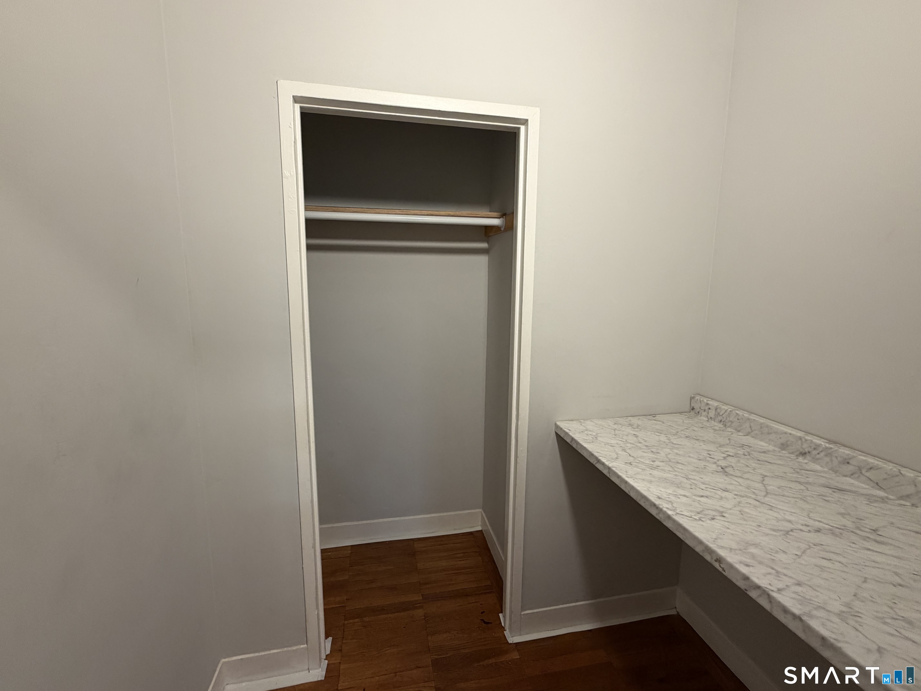 230 Farmington C5 Avenue Property Photo 7