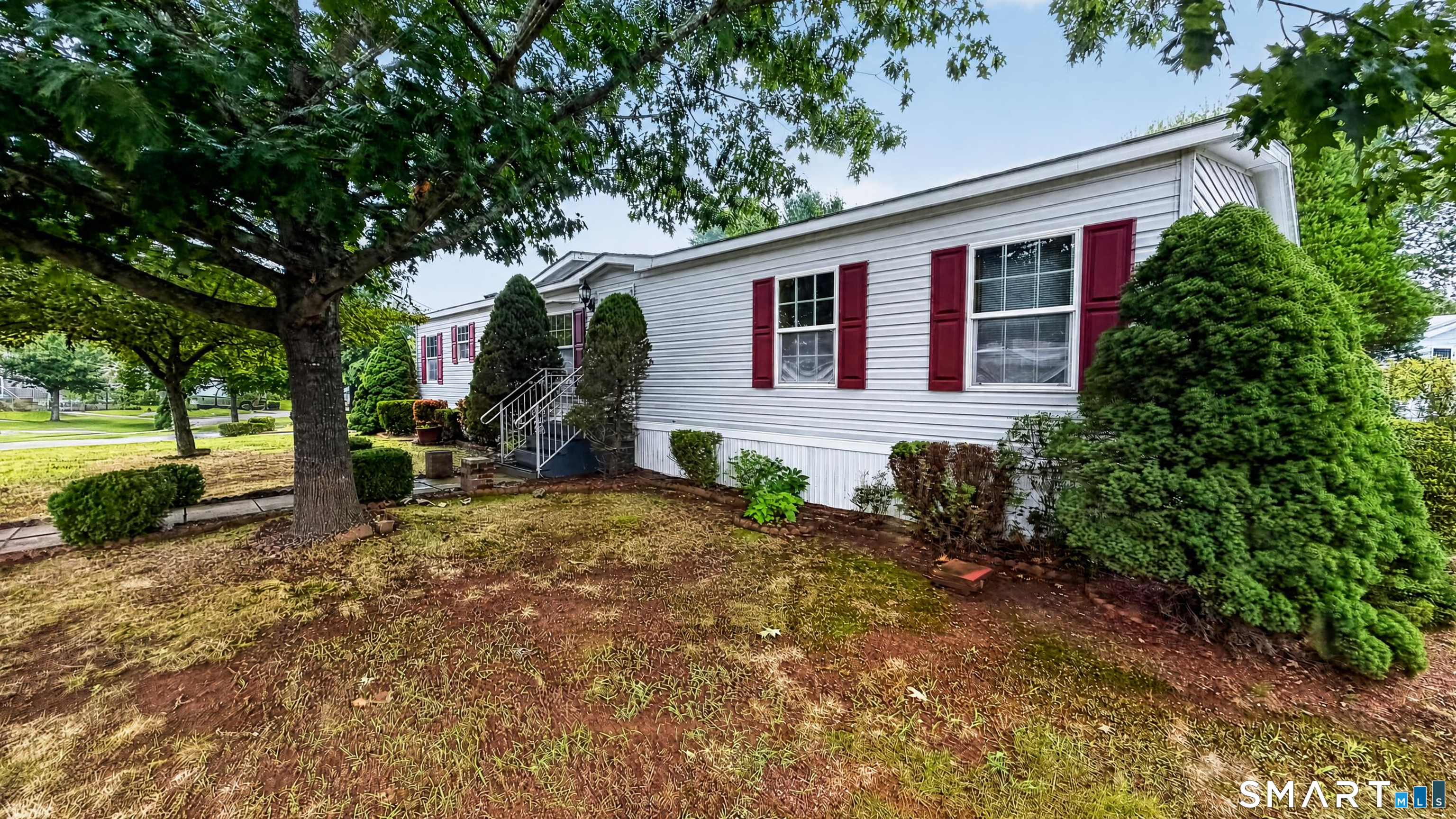 6 Circle Drive Property Photo 7