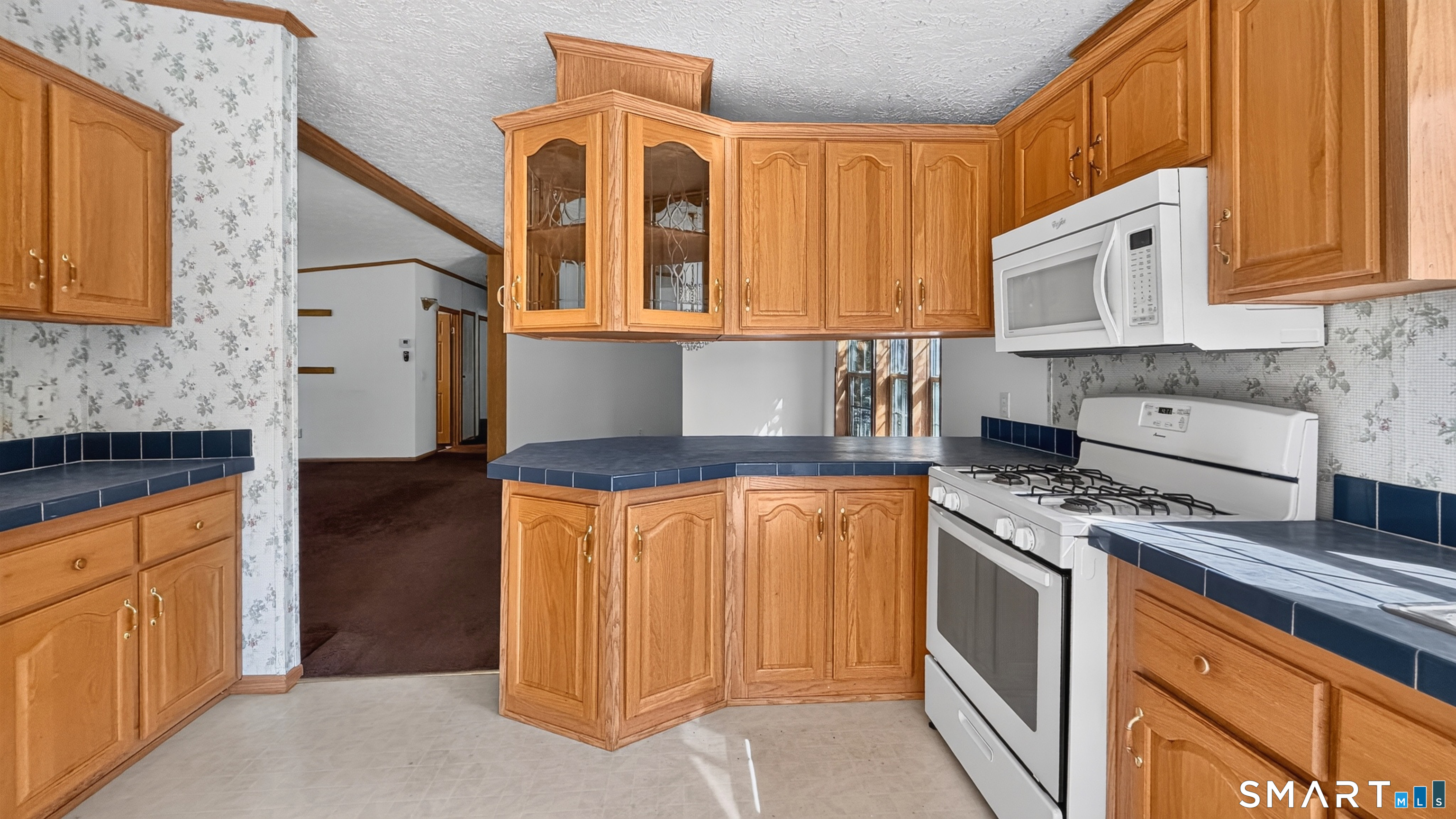 6 Circle Drive Property Photo 13