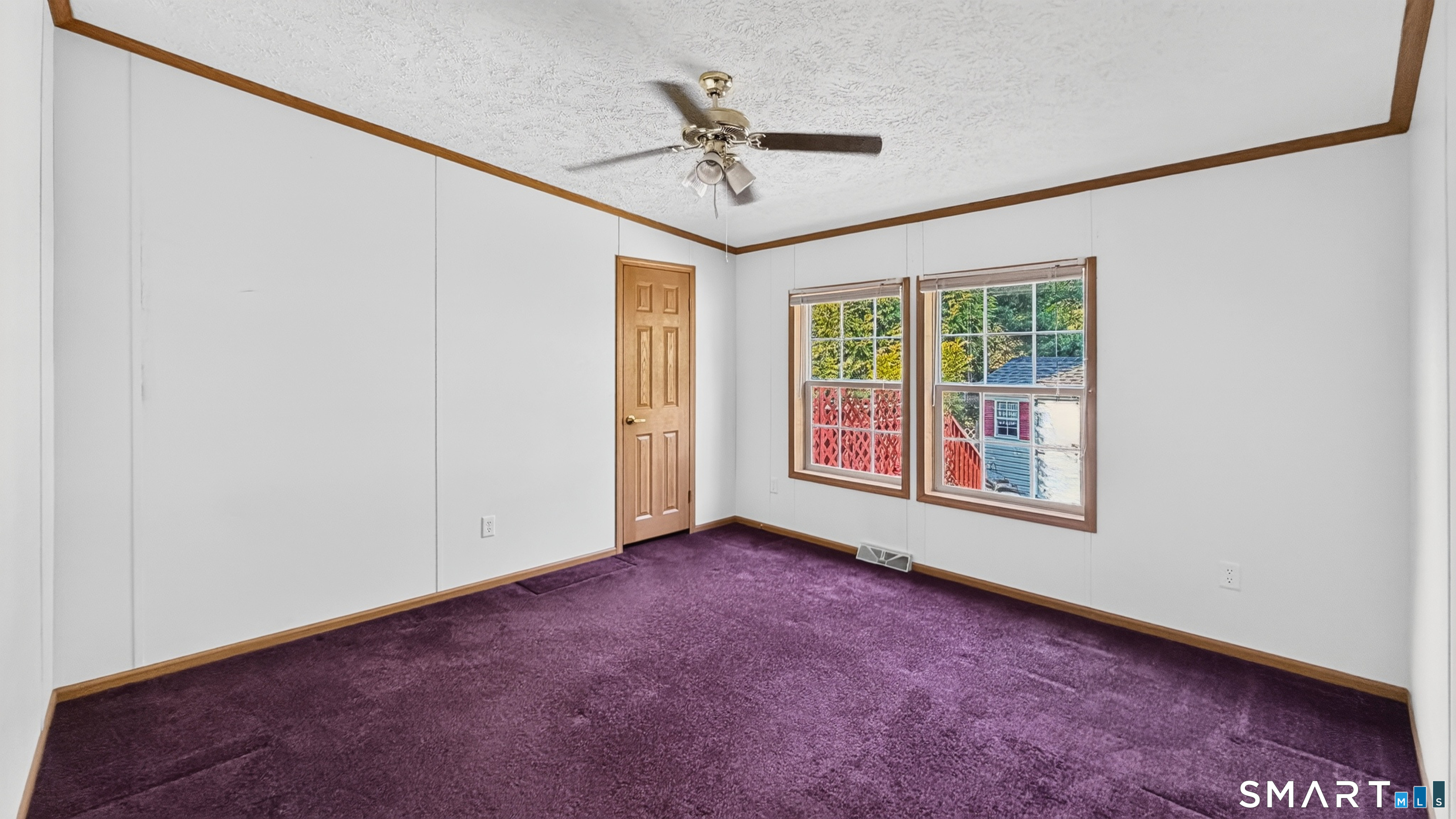 6 Circle Drive Property Photo 25