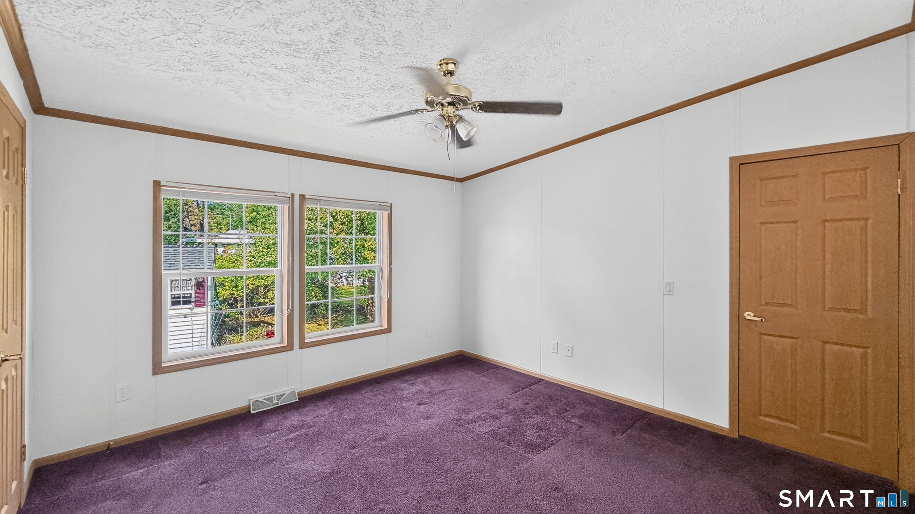 6 Circle Drive Property Photo 26