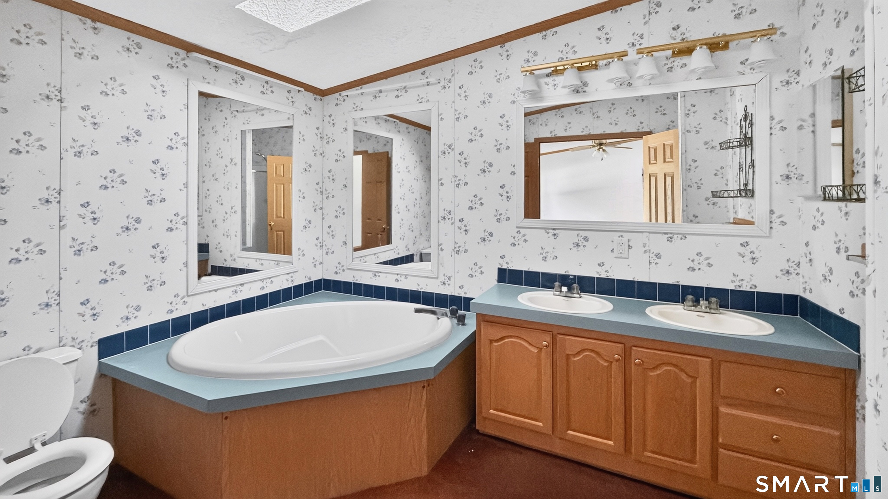 6 Circle Drive Property Photo 31