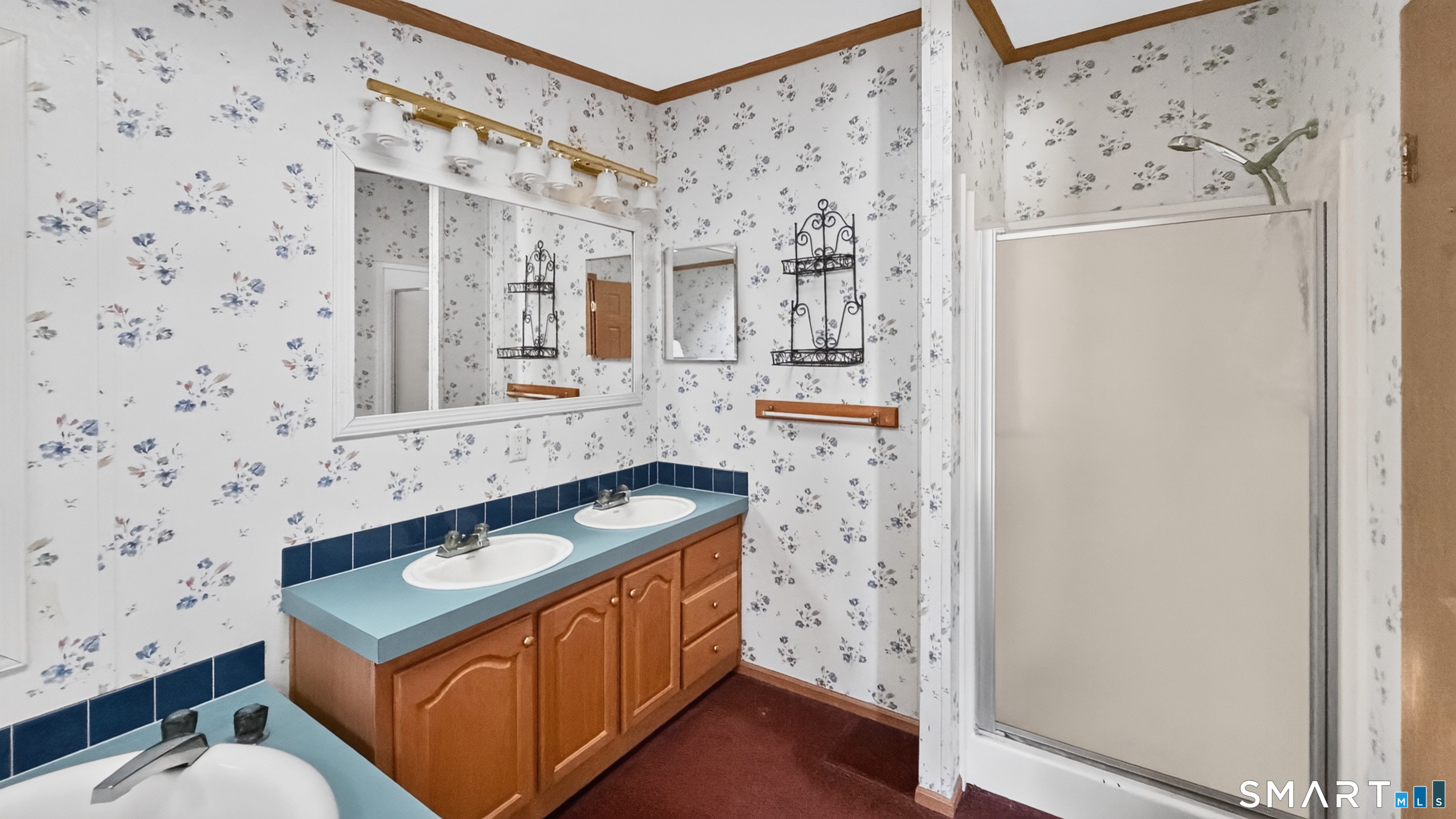 6 Circle Drive Property Photo 32