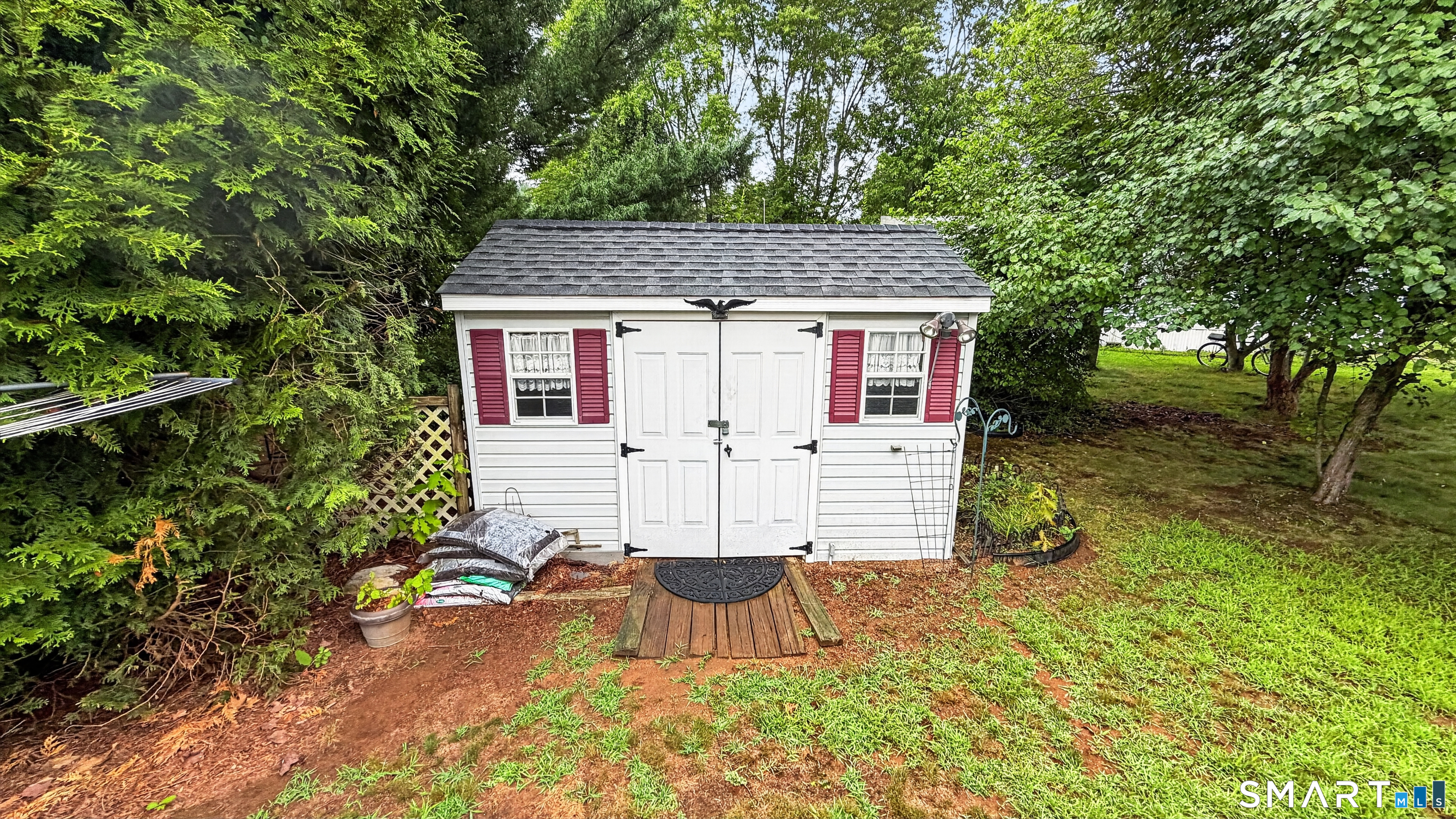 6 Circle Drive Property Photo 35
