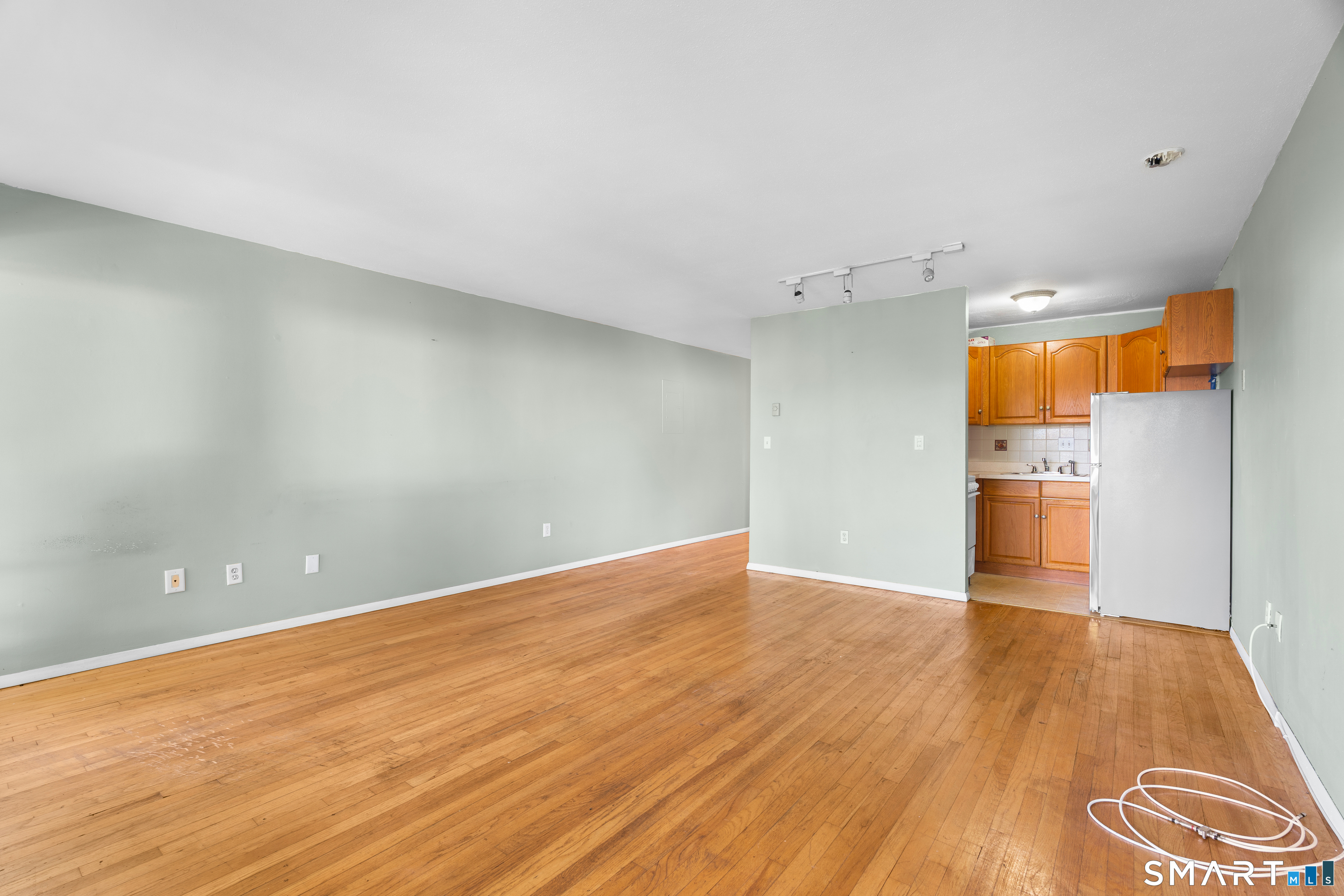275 West 275 Walk Property Photo 5