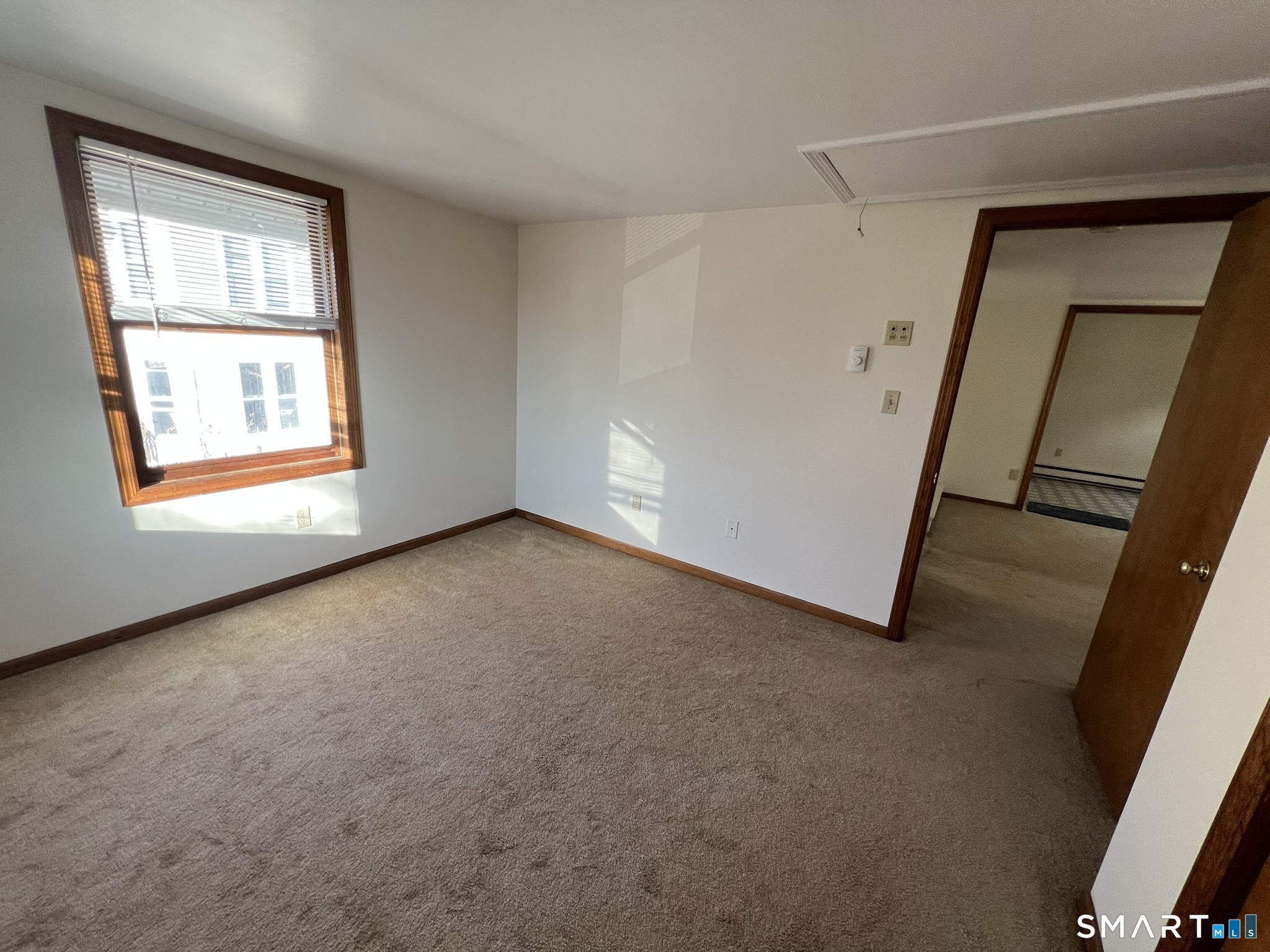 7 Golden Hill 2nd Floor Street Property Photo 28